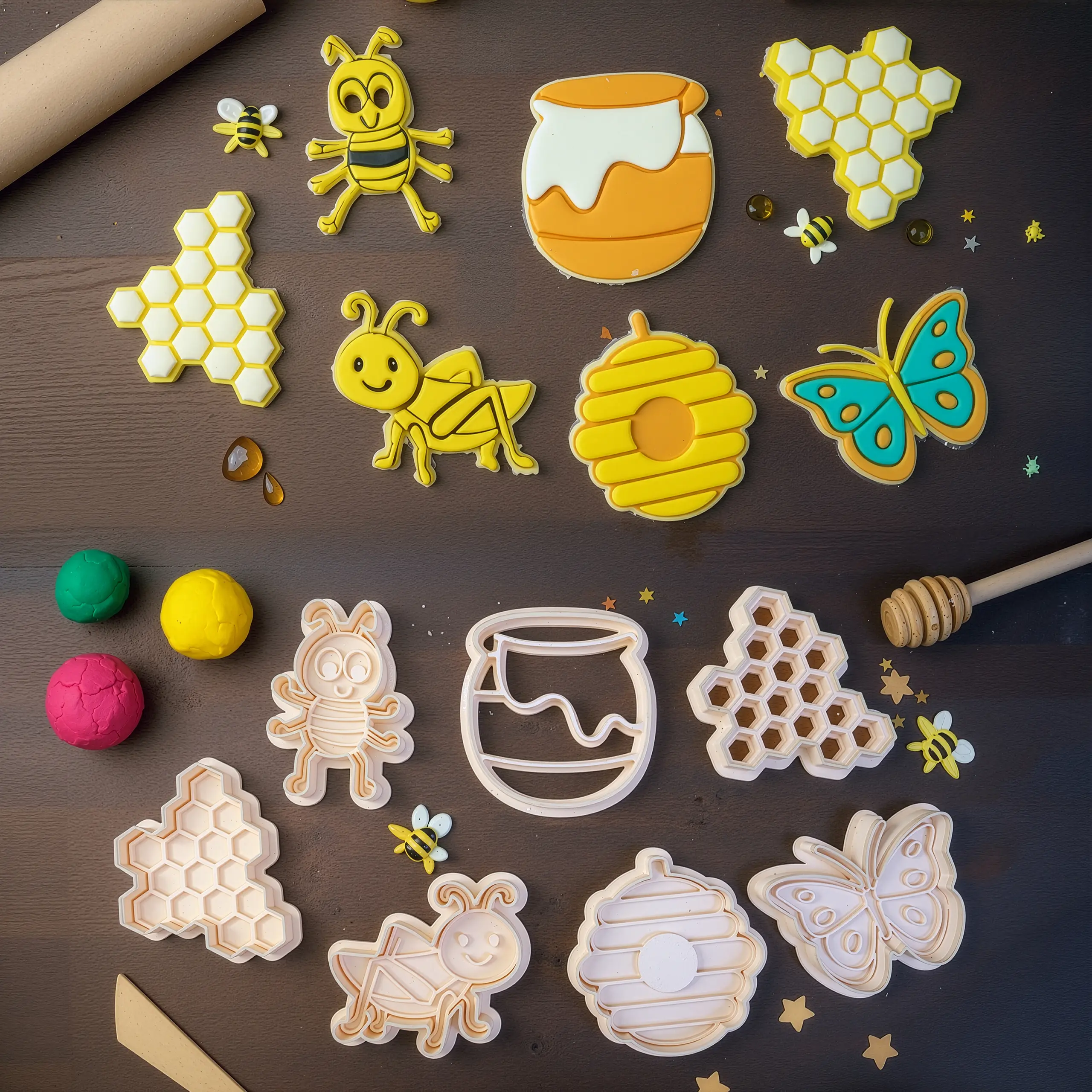 Minik Arı Dünyası Oyun Hamuru Kalıp Seti 7 Parça