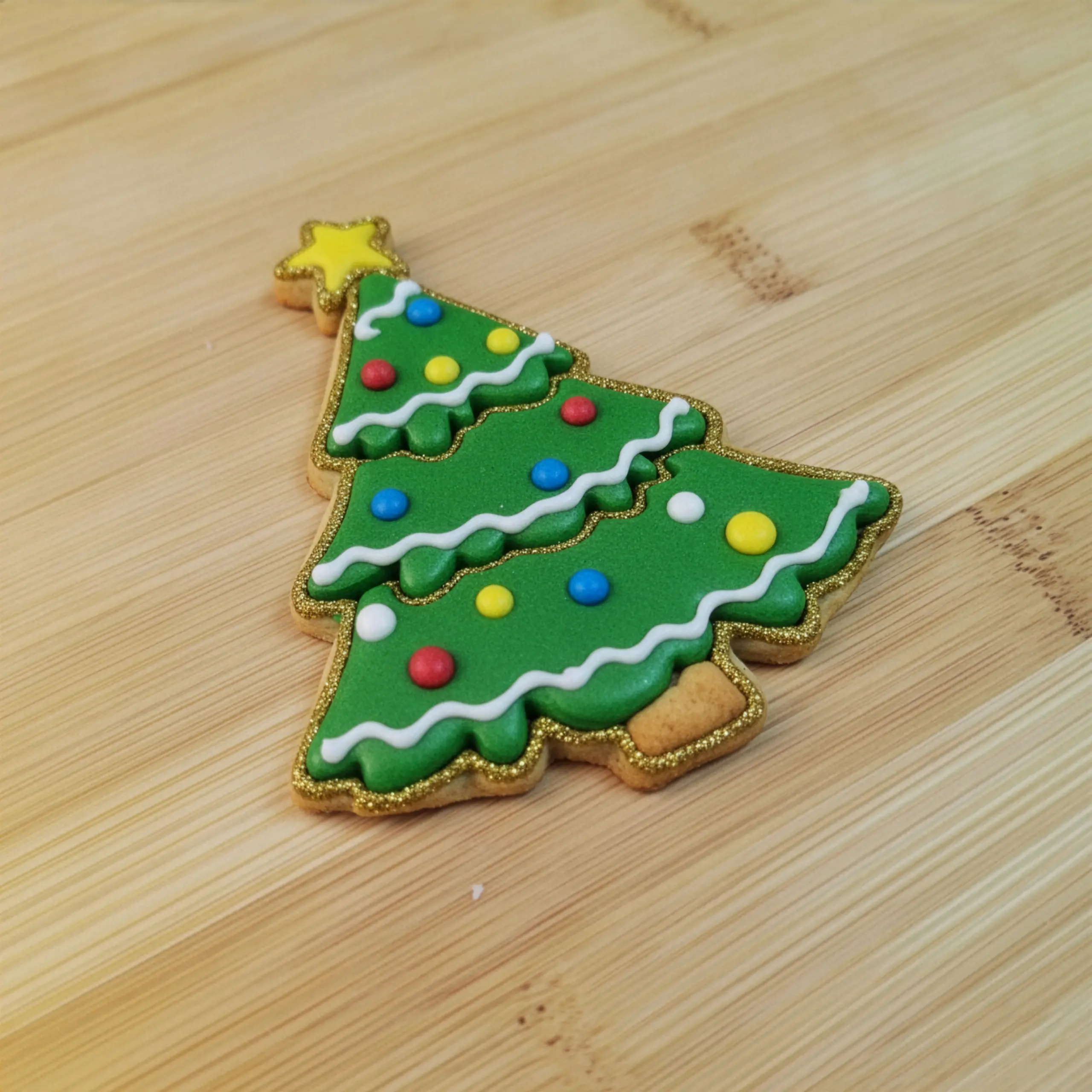 Noel ve Yeni Yıl Temalı Kurabiye Kalıpları (5 Parça 8-9 cm)