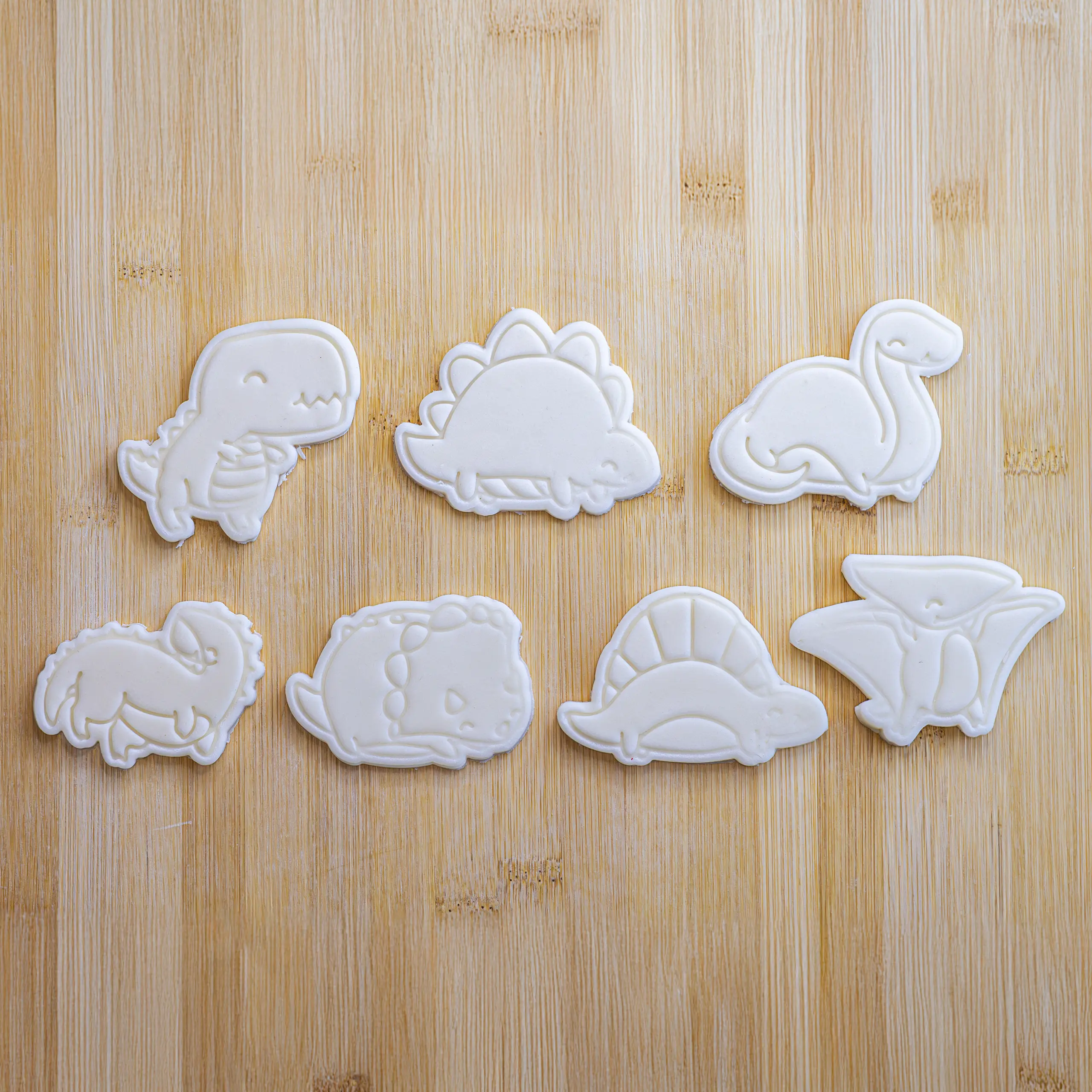 Dinozor Temalı Kurabiye Kalıp Seti (7 Parça 6-7 cm)