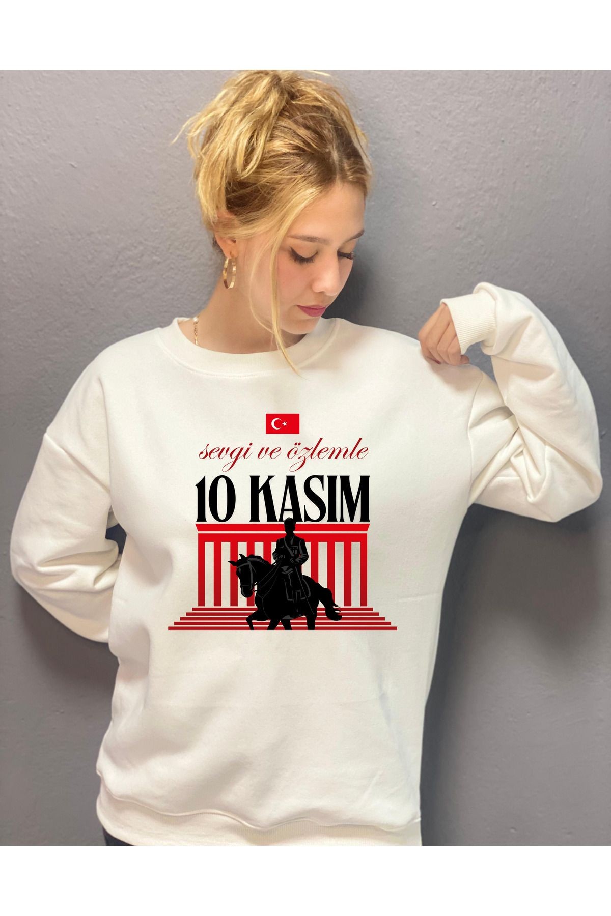 10 KASIM MUSTAFA KEMAL ATATÜRK FİGÜRLÜ BASKILI 3 İPLİK ŞARDONLU SWEAT T.SHİRT