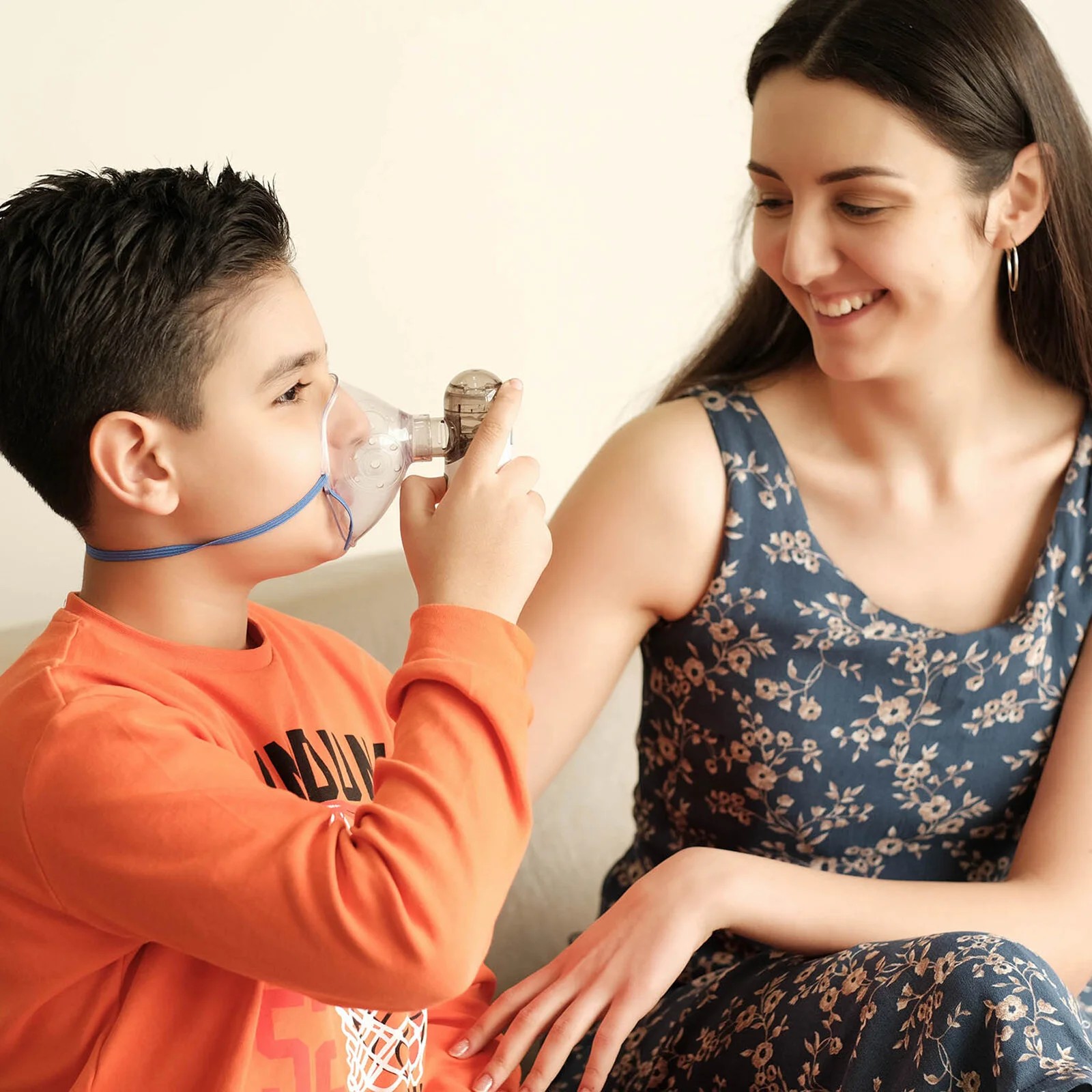 Yetişkinler Ve Çocuklar için Şarj Edilebilir Nebulizatör