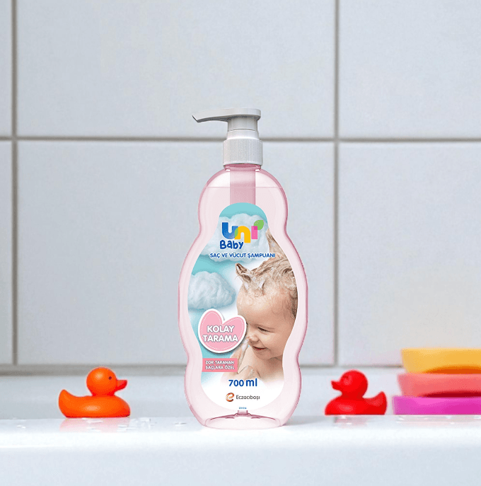 Uni Baby Kolay Tarama Saç ve Vücut Şampuanı 700 ml