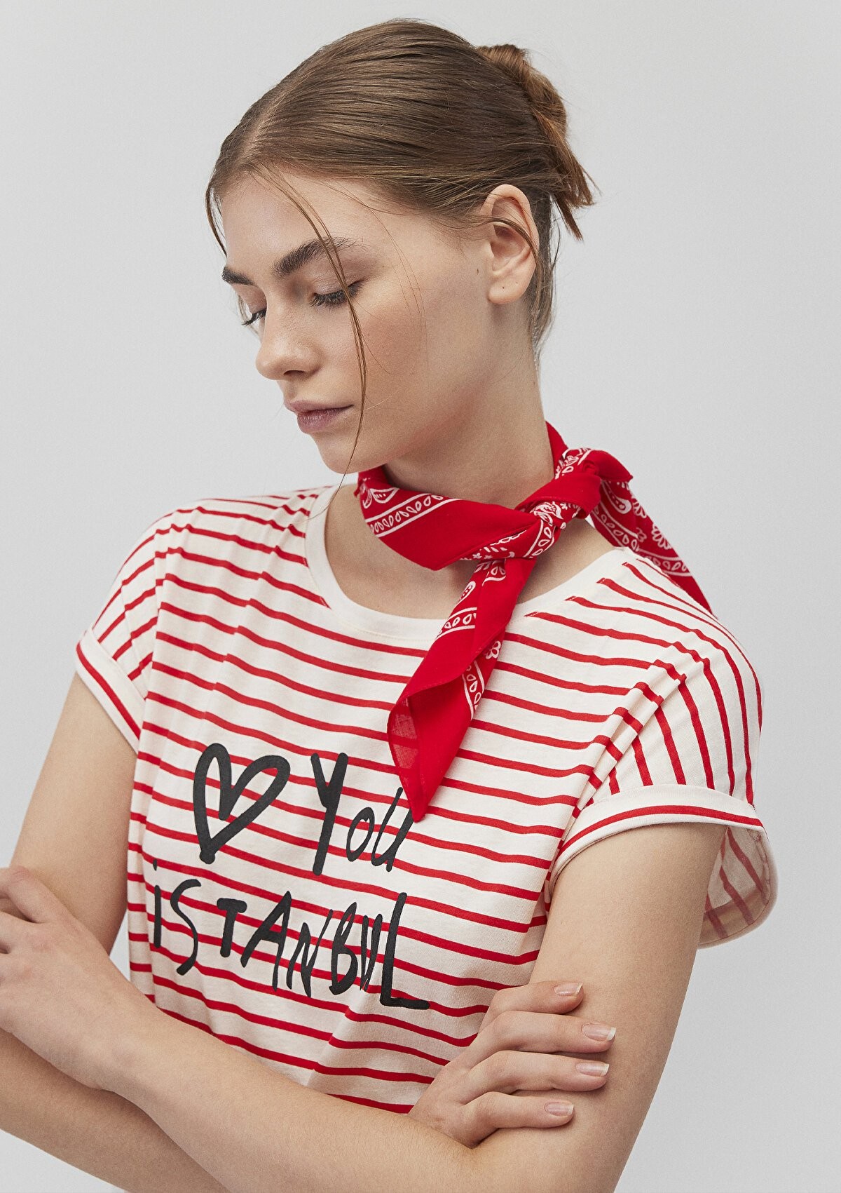 Mavi Koyu Kırmızı Kadın Bandana 1911810-82580 - KIRMIZI
