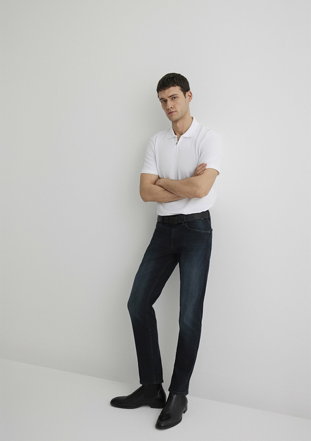Mavi Marcus Dusty Shaded Lux Black Erkek Jean Pantolon 0035188545 - LACİVERT