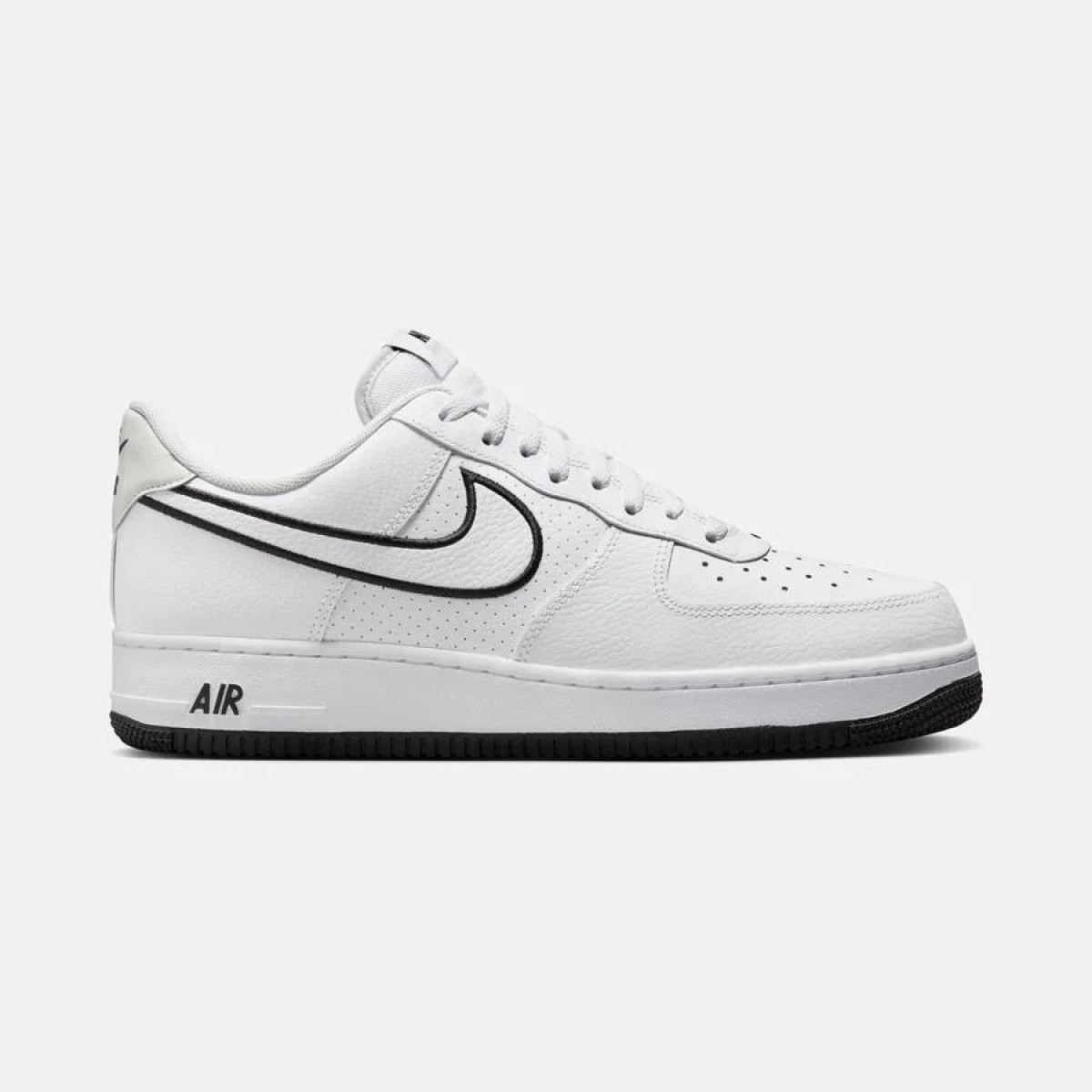 Nike Aır Force 1 \'07 Erkek Ayakkabı FJ4211-100 - BEYAZ