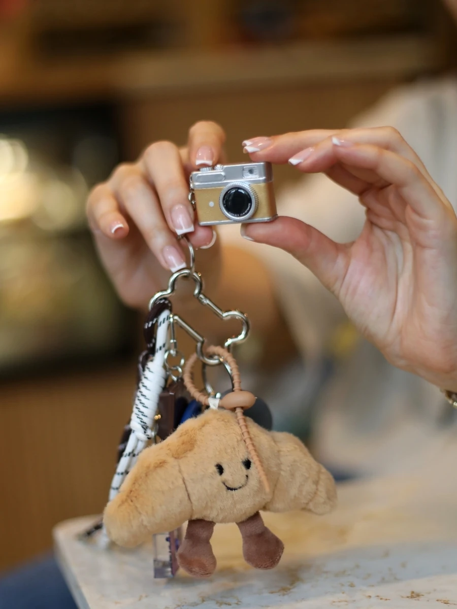 Paris Morning Charm – Café Edition