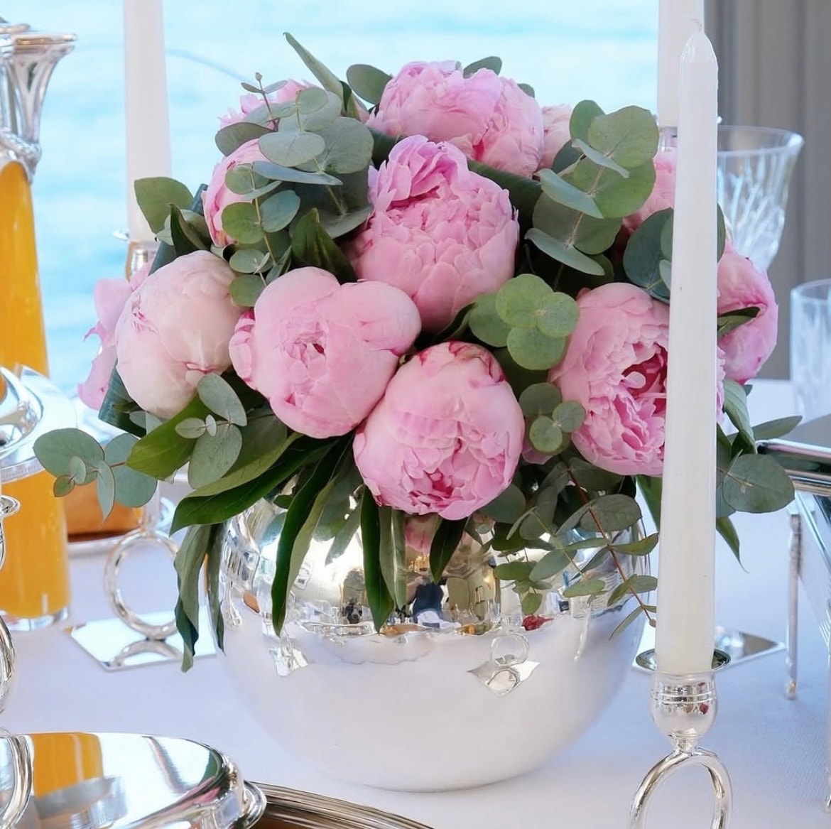 GÜMÜŞ KÜRE VAZO 20 CM