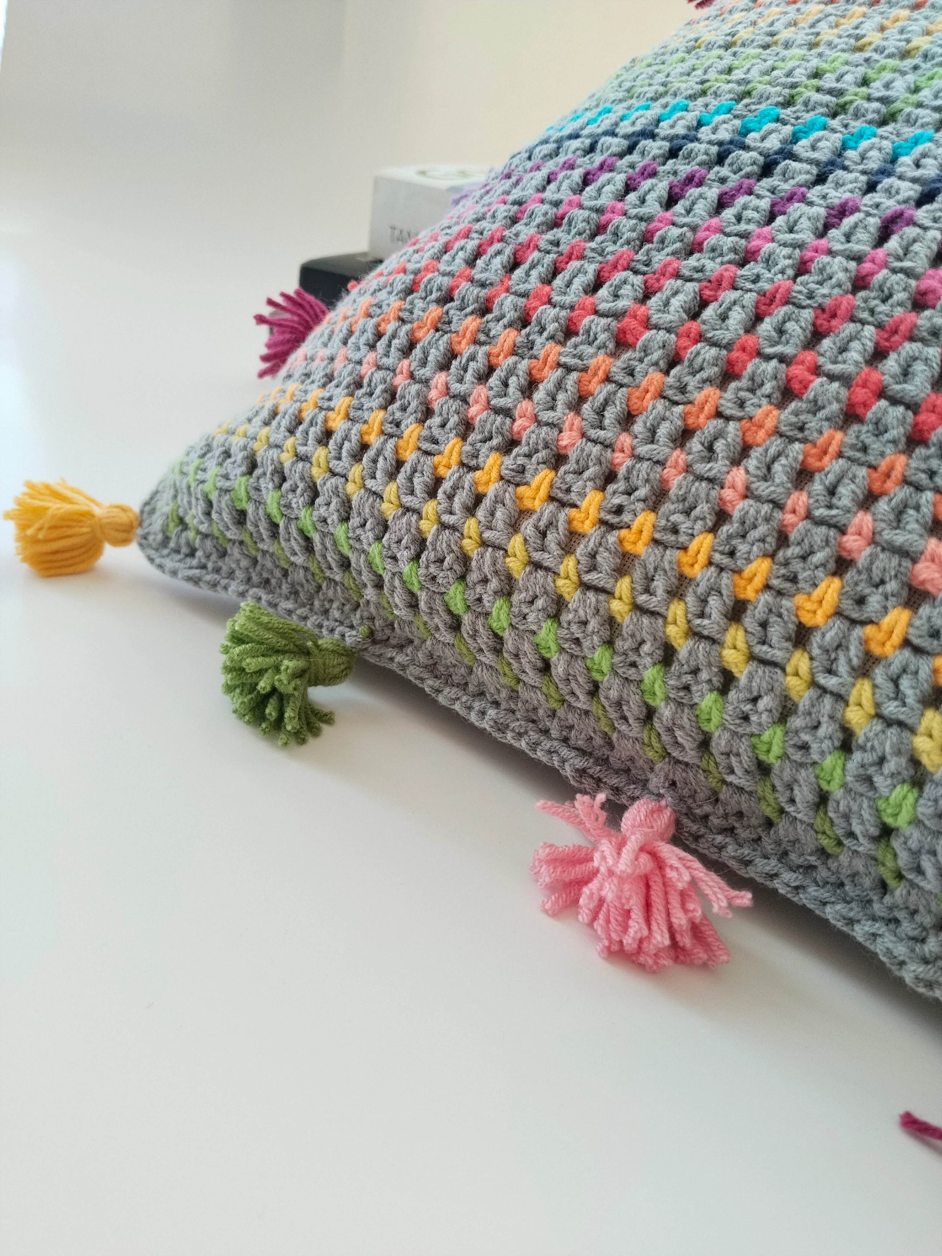 Gri Çıtırlı Kırlent