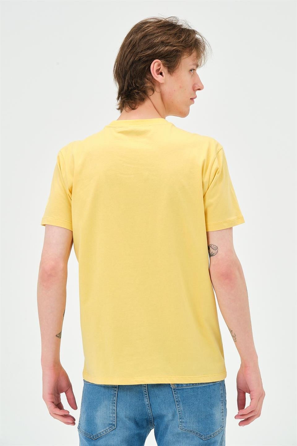 Erkek Bisiklet Yaka Regular Kalıp T-shirt Sarı