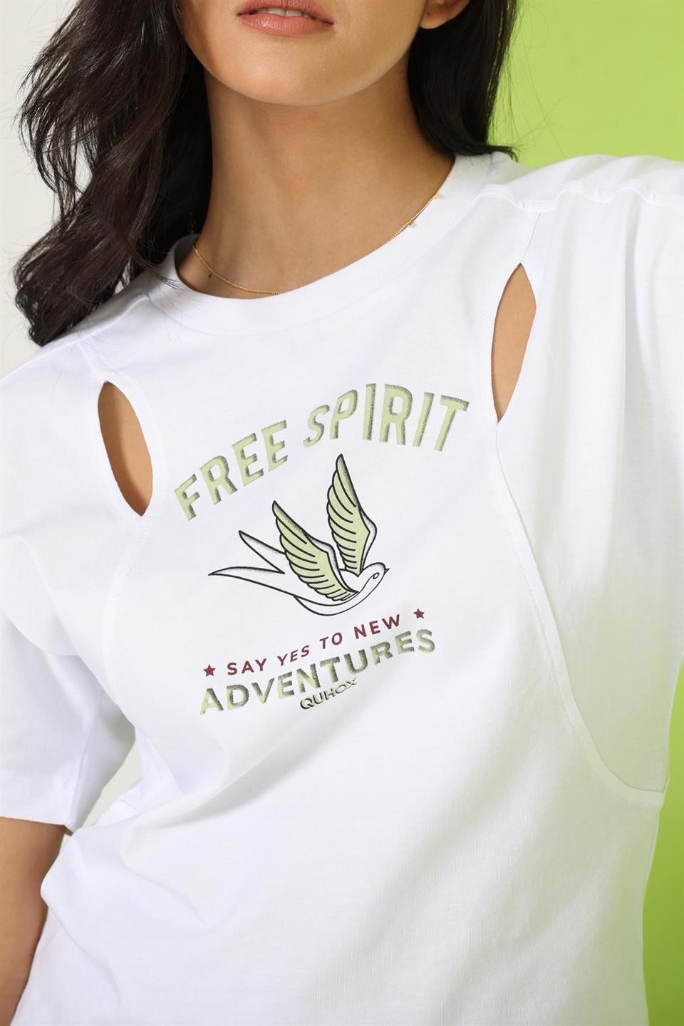 Kadın Cut Out Detaylı T-Shirt Beyaz