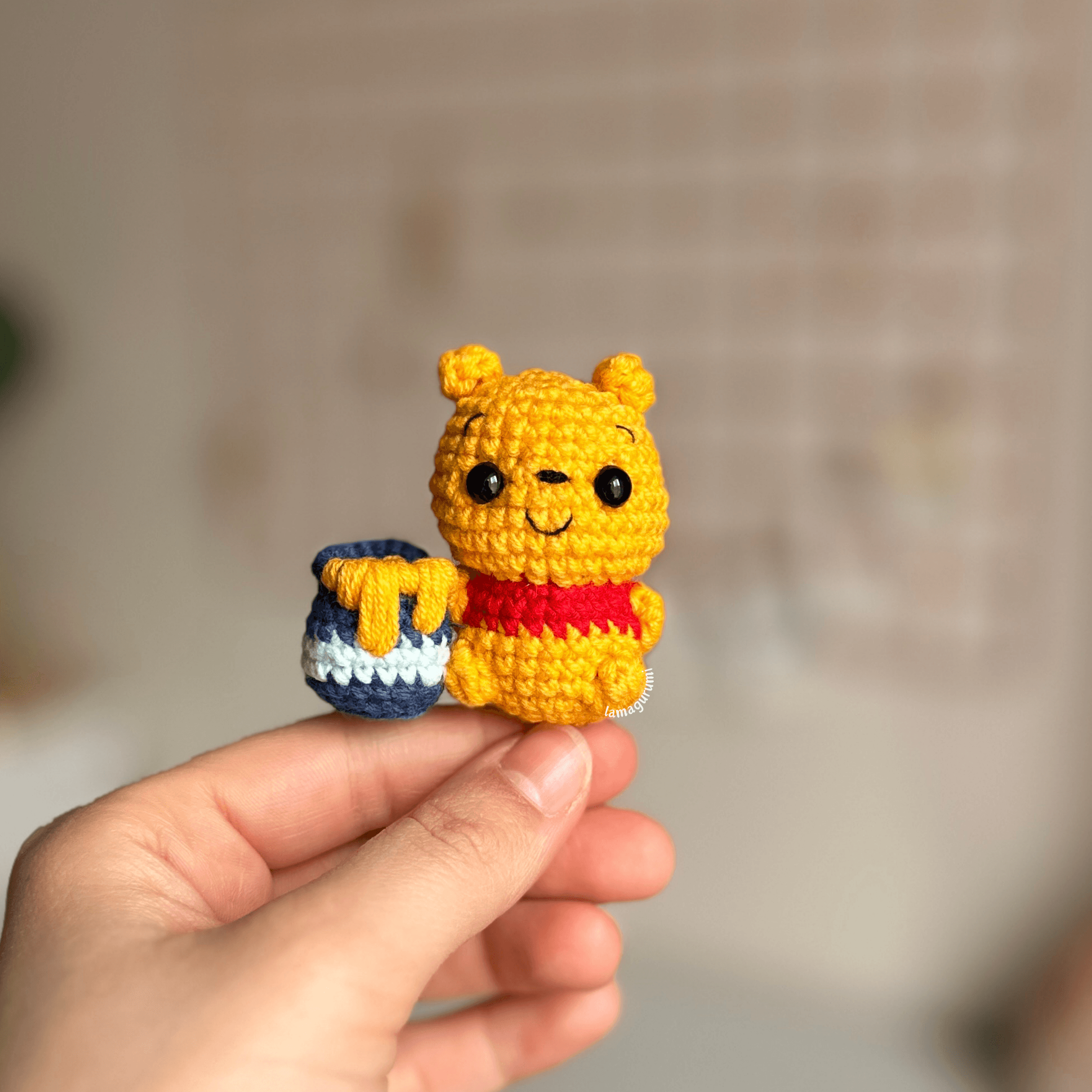 Crochet Pattern for Honey-Loving Bear and His Pot Amigurumi (PDF) (English)