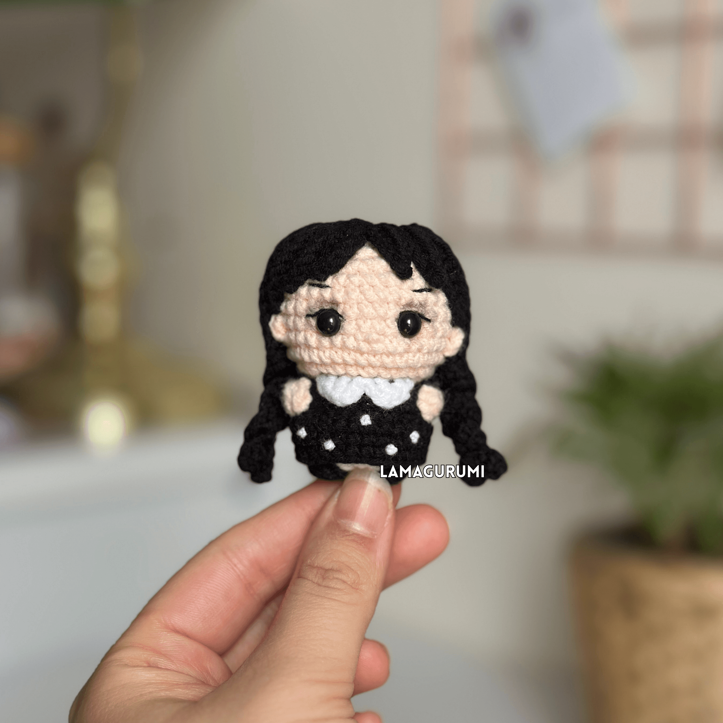 Crochet Pattern for Goth Girl Amigurumi (English, Spanish) (PDF)