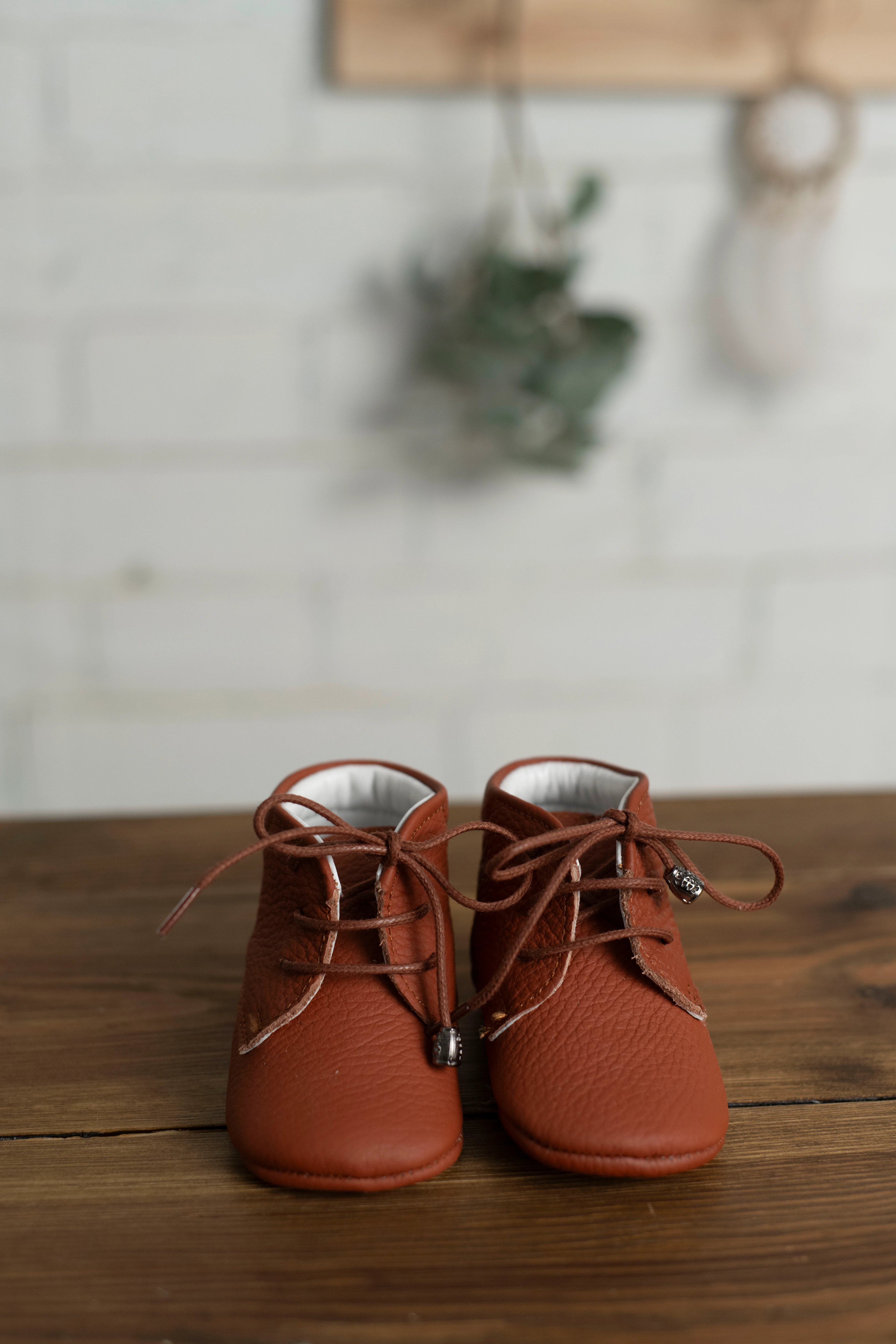 Yeni doğan Bebek Deri Bağcıklı Bot - Kahverengi