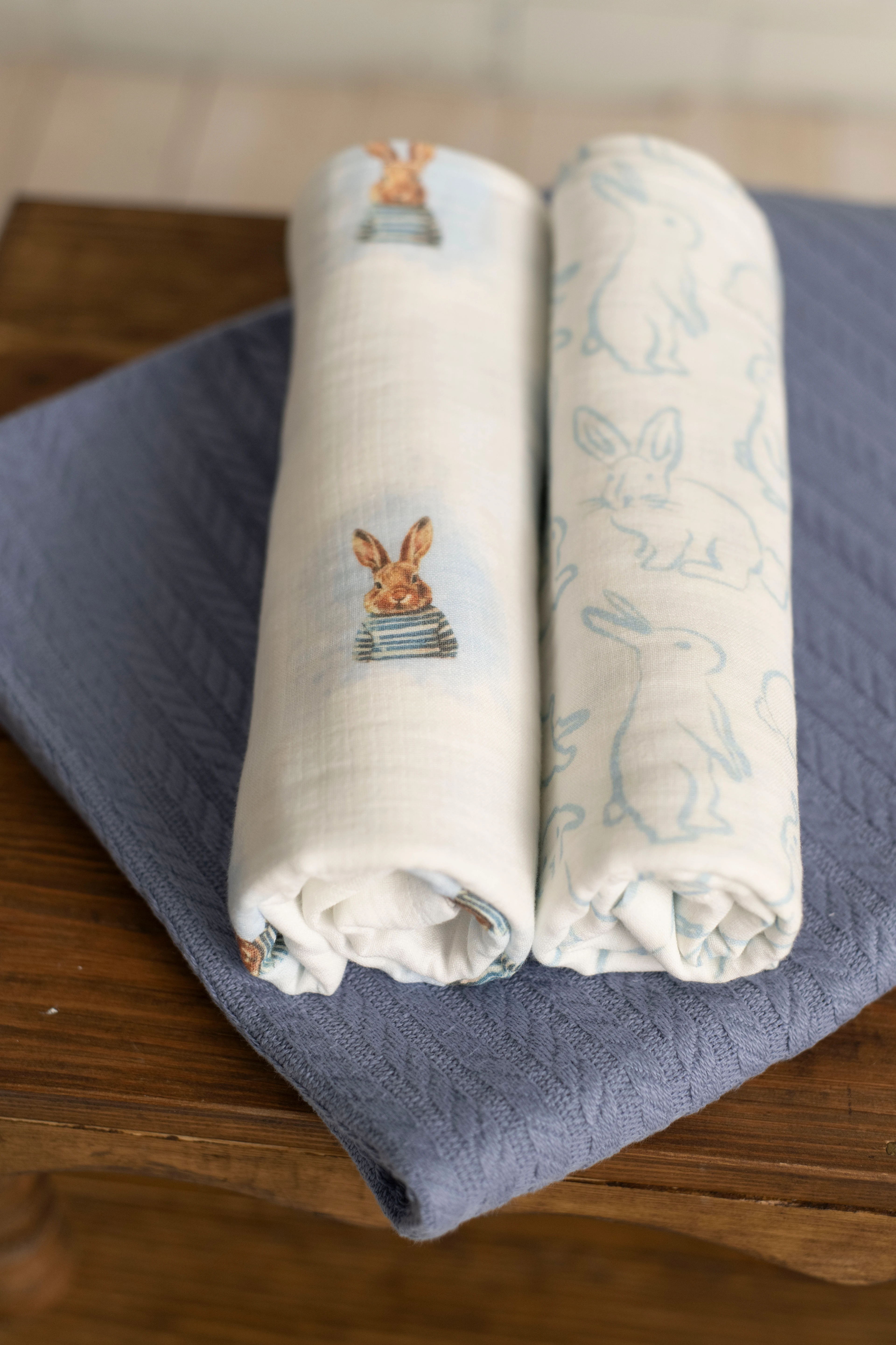 2 Kat Müslin Örtü + Pike Seti - Infinity Mavi Pike + Mavi Tavşan