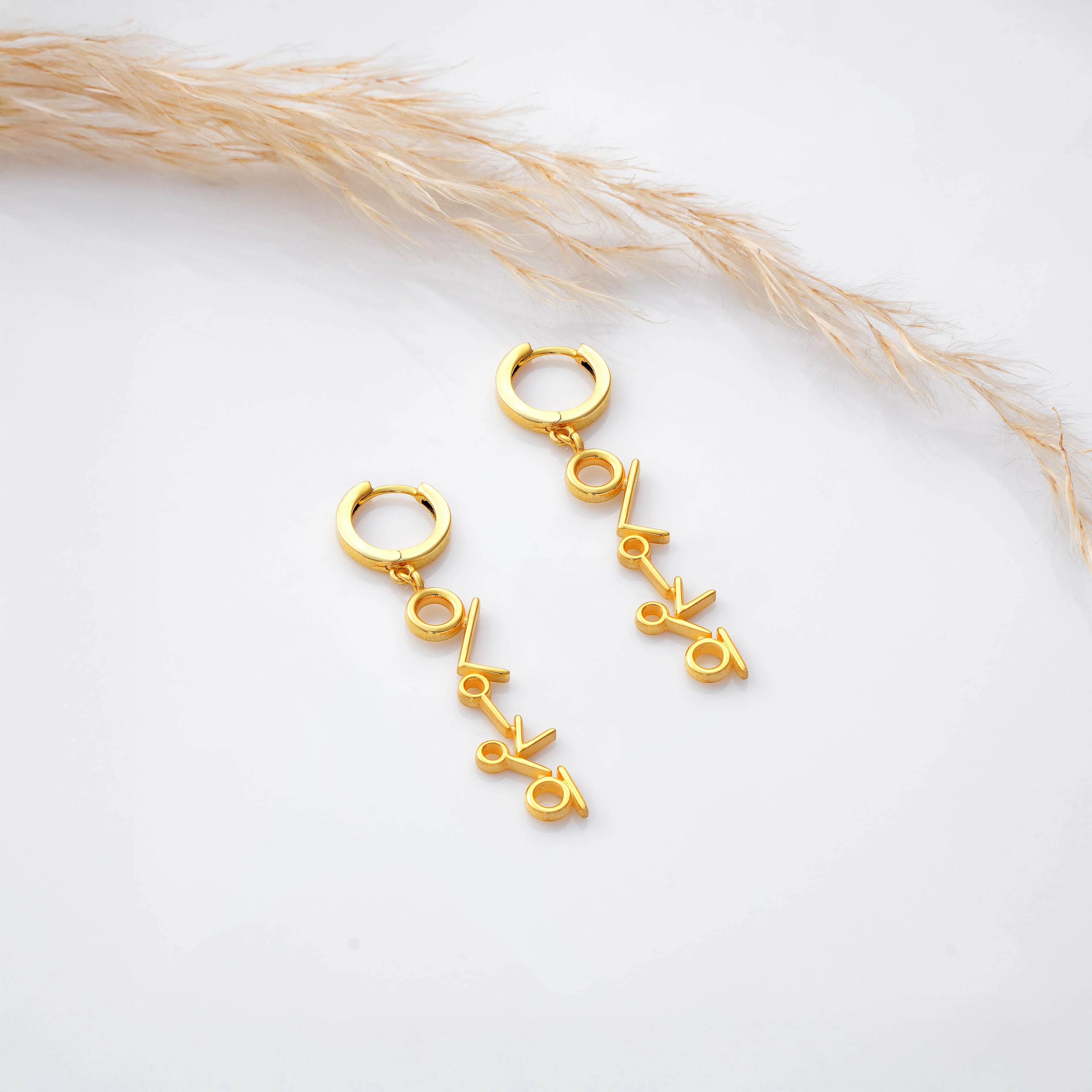 925 Ayar Gümüş İsimli Küpe