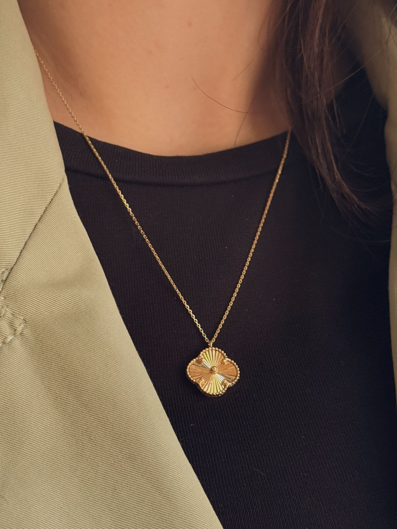  14 Ayar Altın Van Cleef Tarzı Kolye
