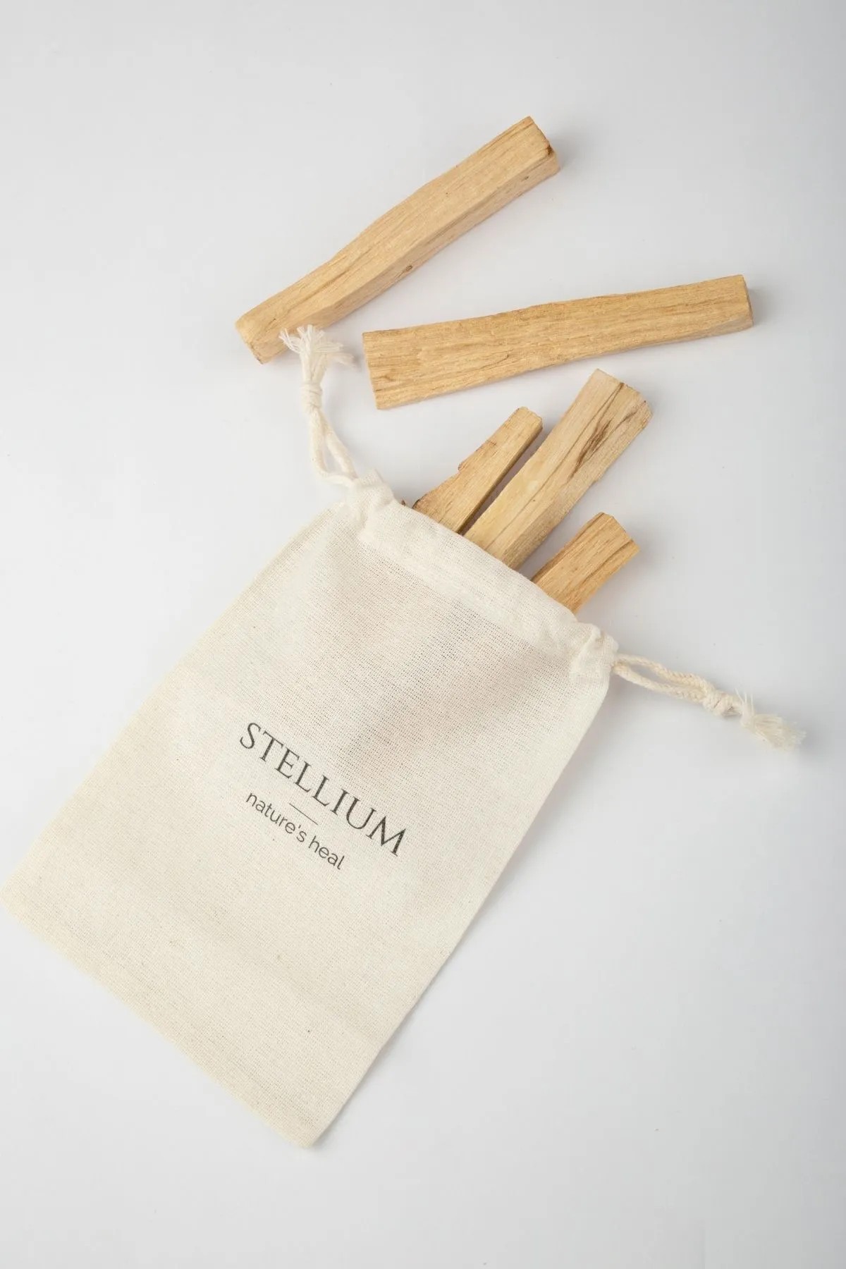 Palo Santo Ağaç Tütsü (PERU) Sertifikalı (ORT 30 GR-ORT 3 ADET)
