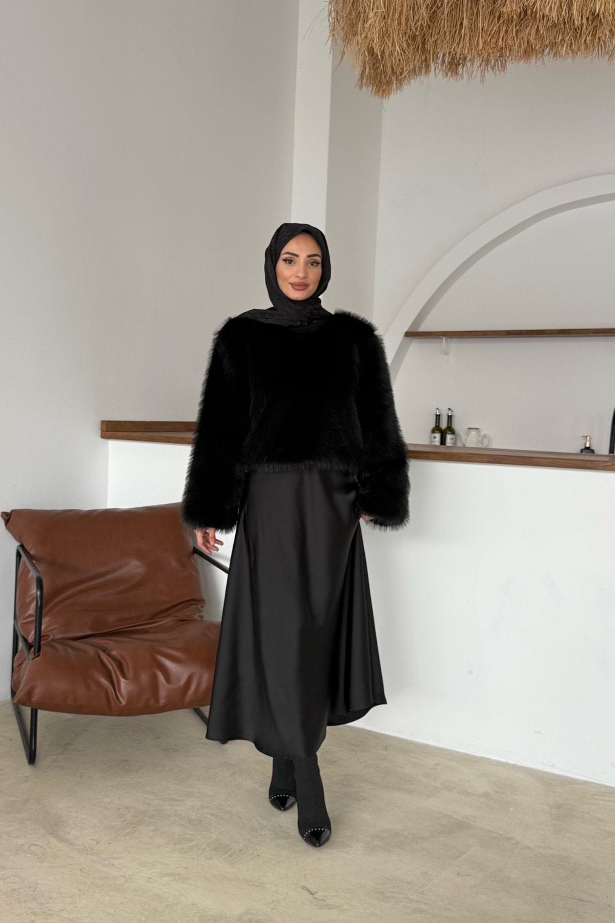 Pamela Kürk Tunlk | Siyah