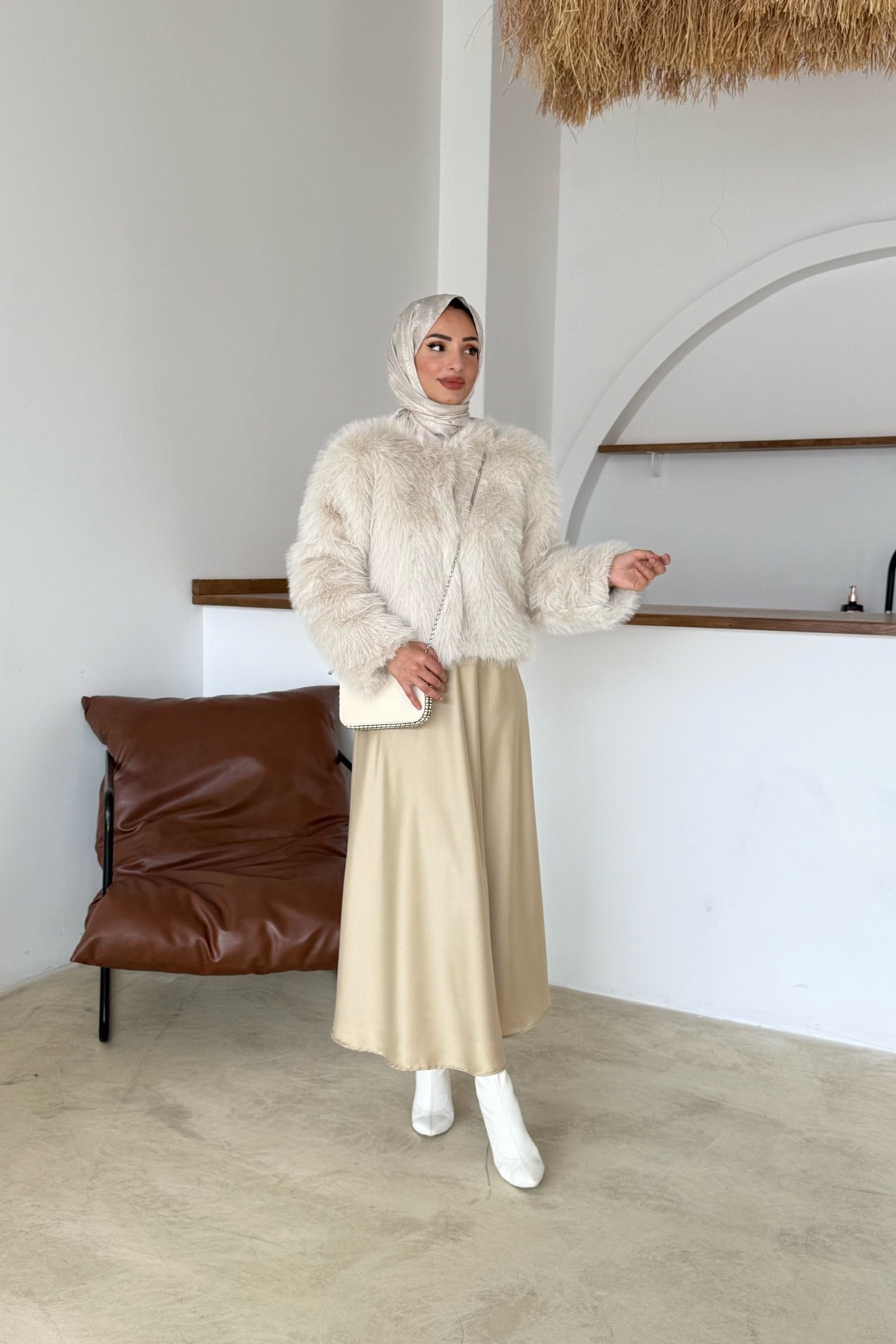 Ahsa Kürk | Bej