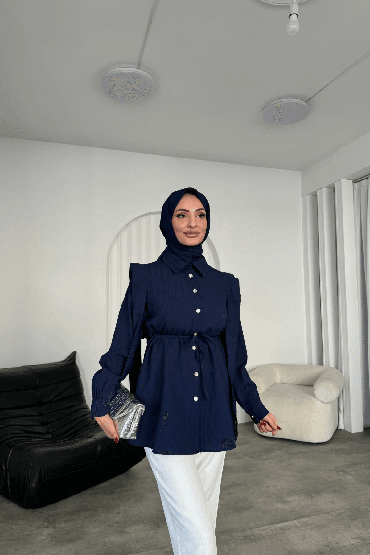 Nora Tunik