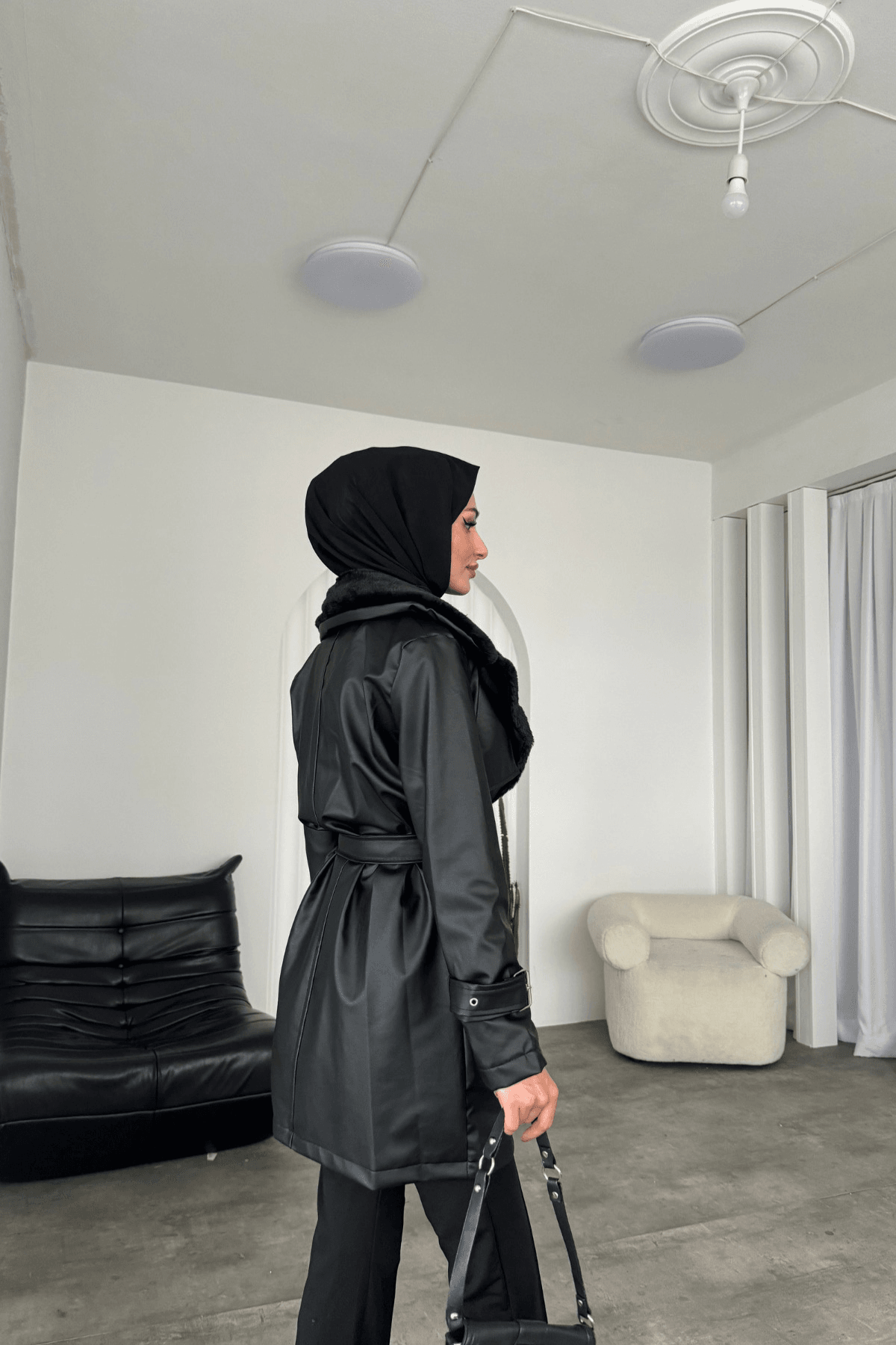 Eva Yakası Kürk Deri Ceket