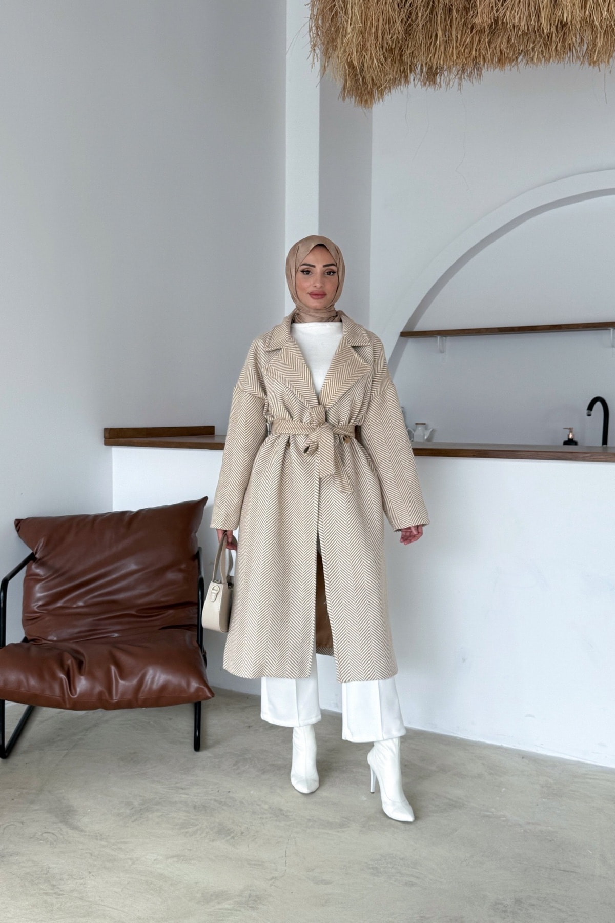 Efide Astarlı Kaşe Kaban | Bej