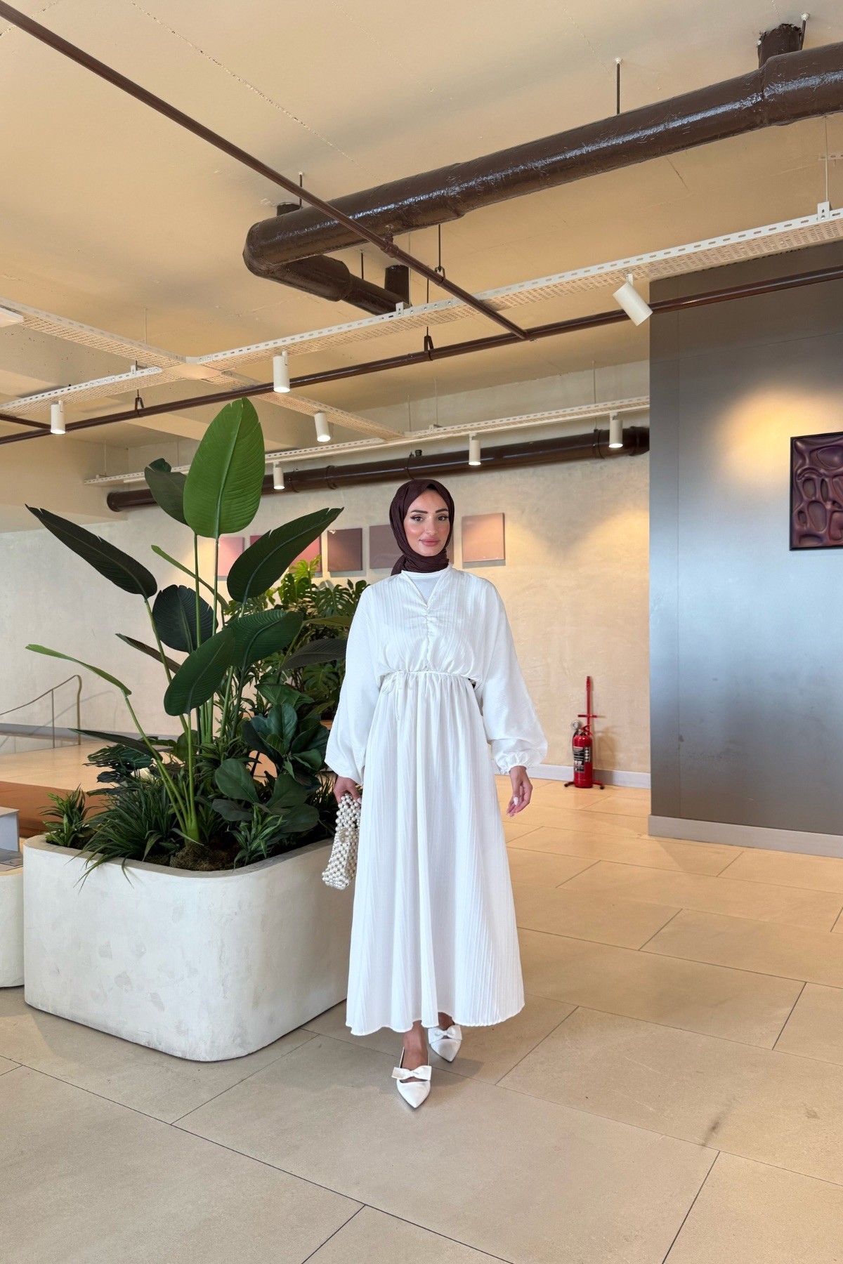 Sara Elbise -Beyaz