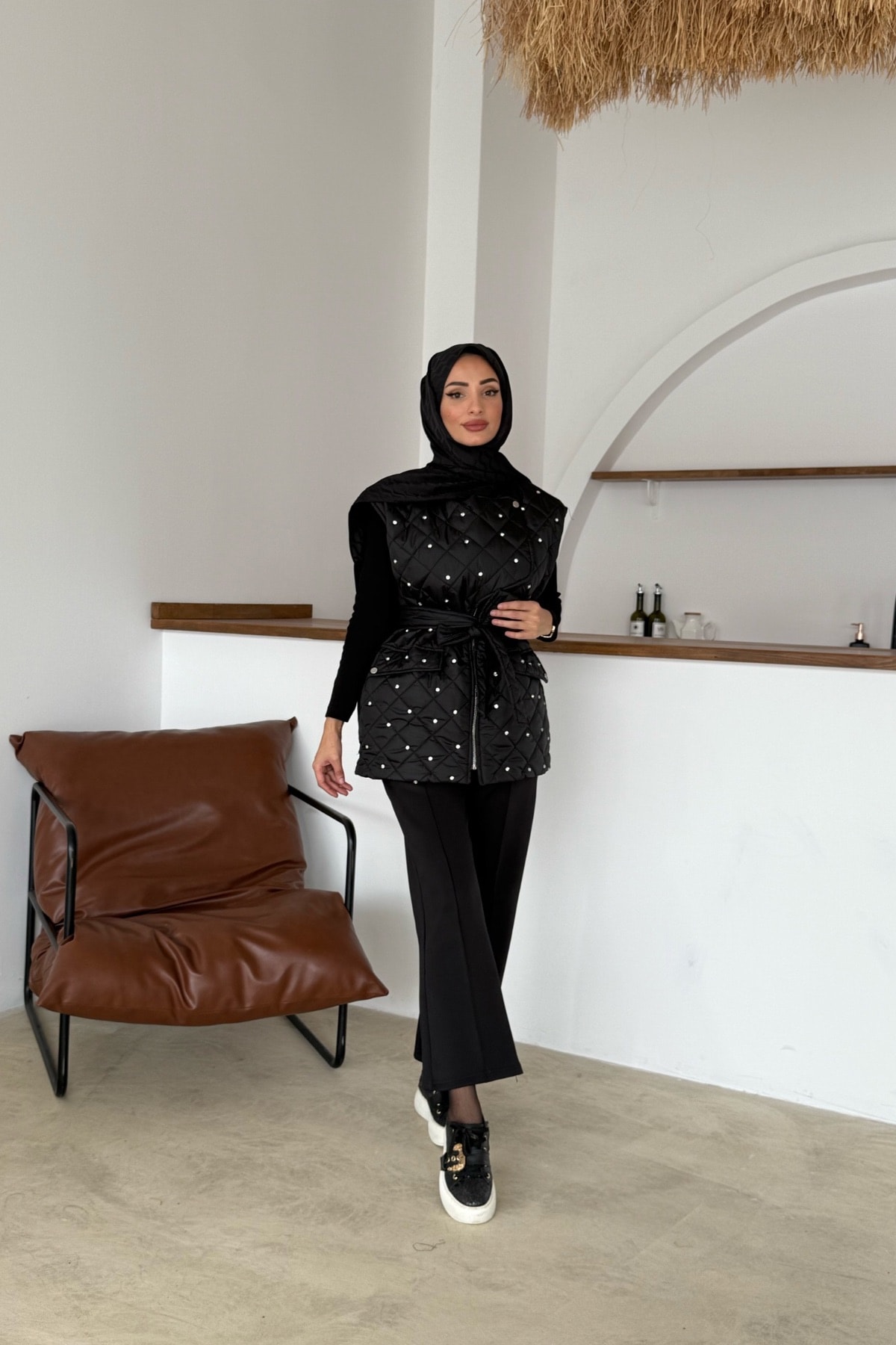 Asude Taşlı Yelek | Siyah