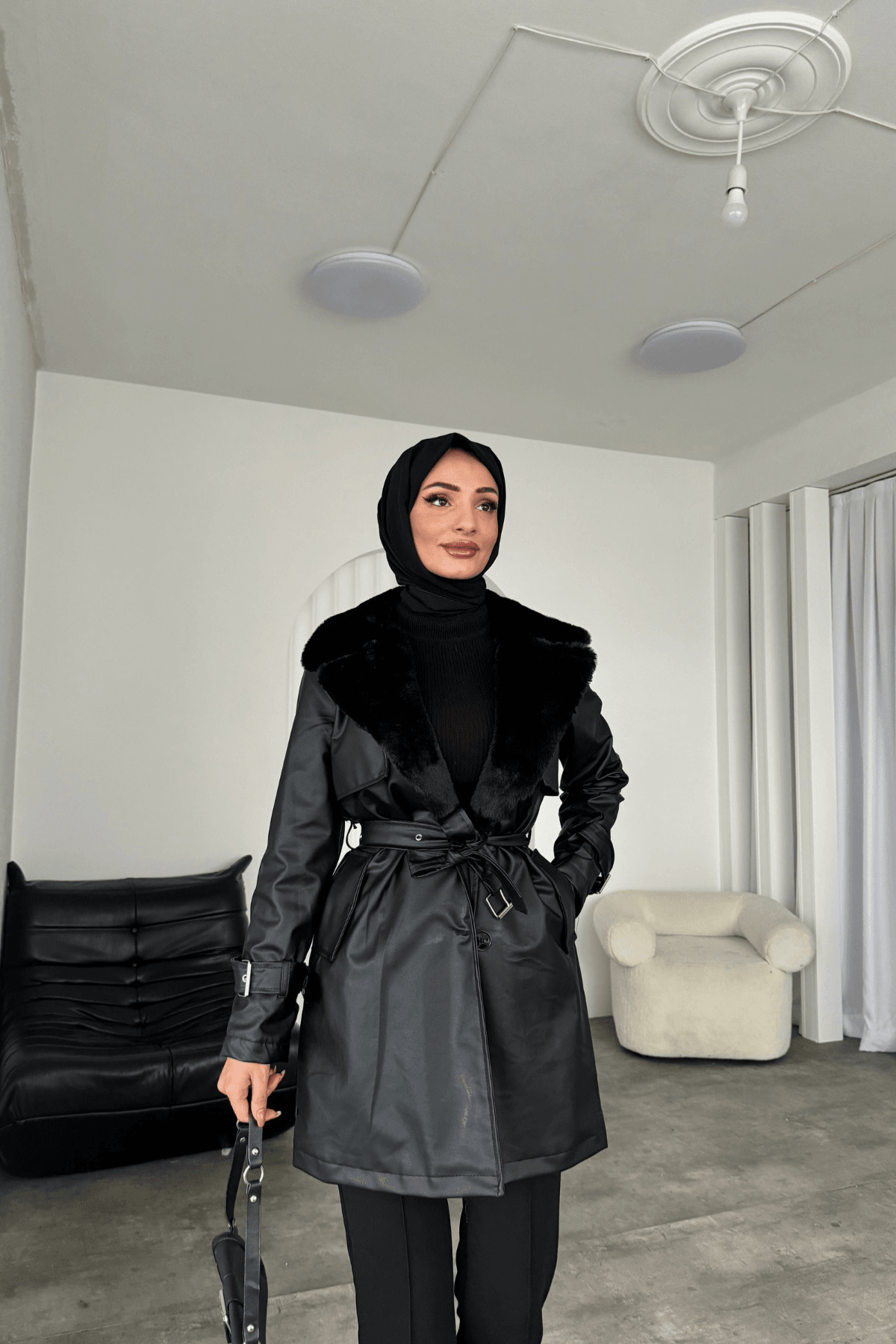 Eva Yakası Kürk Deri Ceket