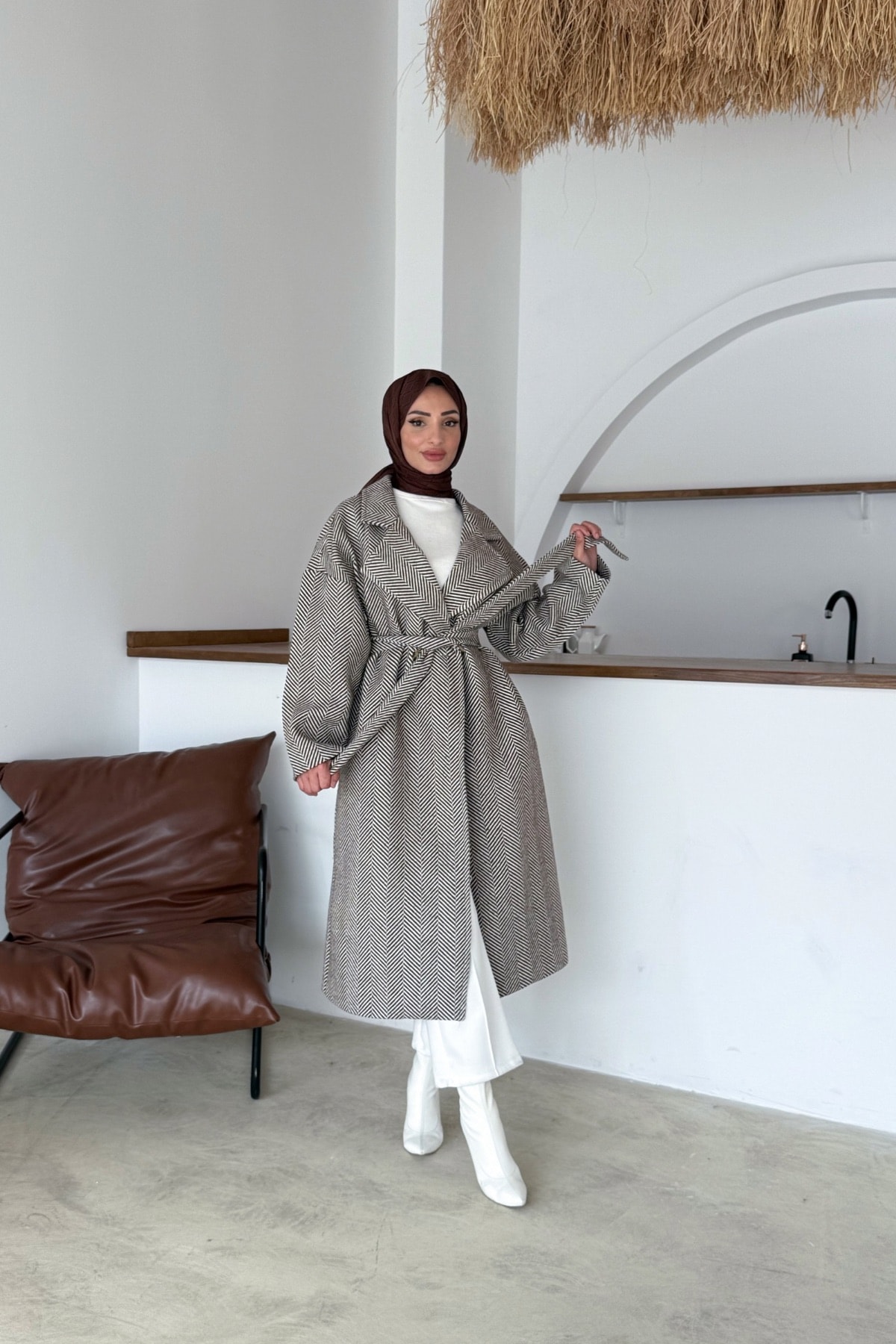 Efide Astarlı Kaşe Kaban | Kahve