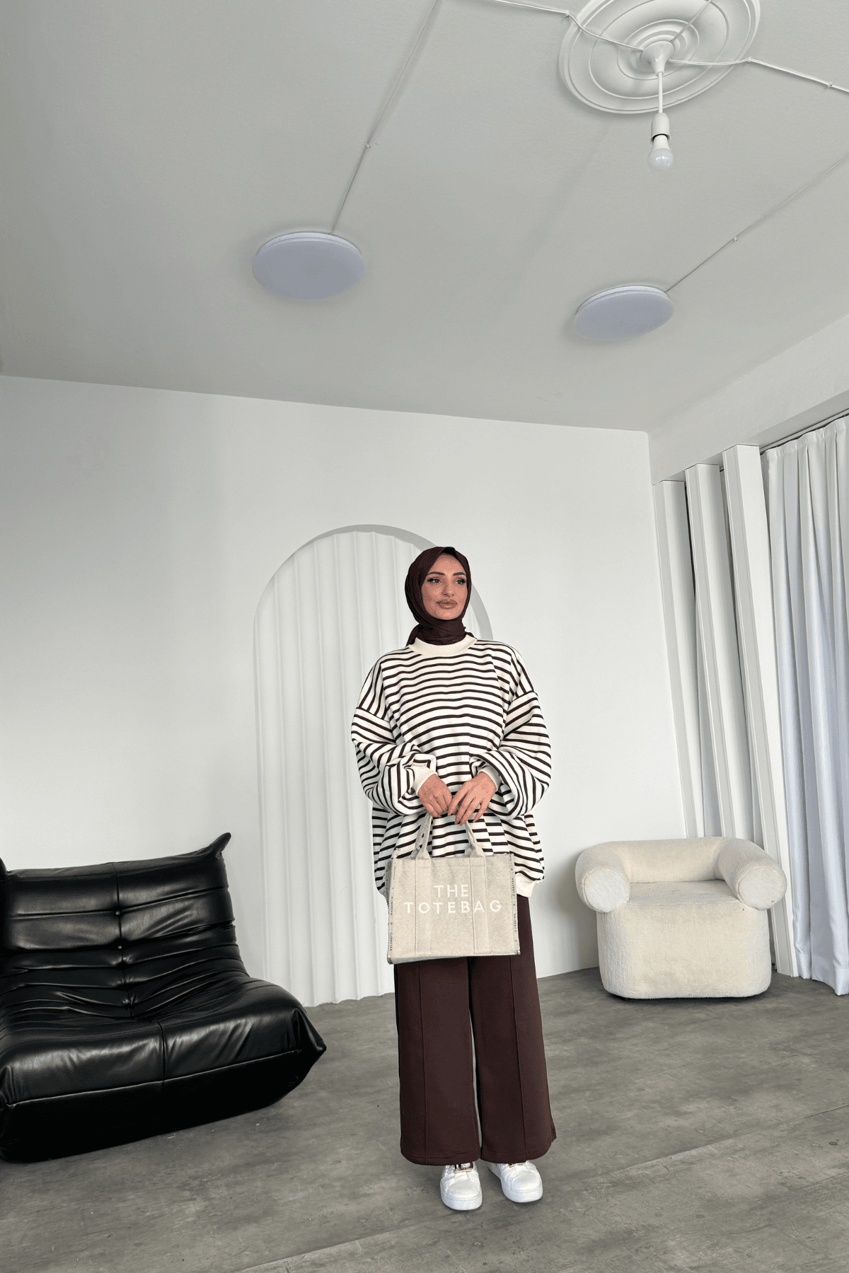 Lenora Şardonlu Çizgili Takım