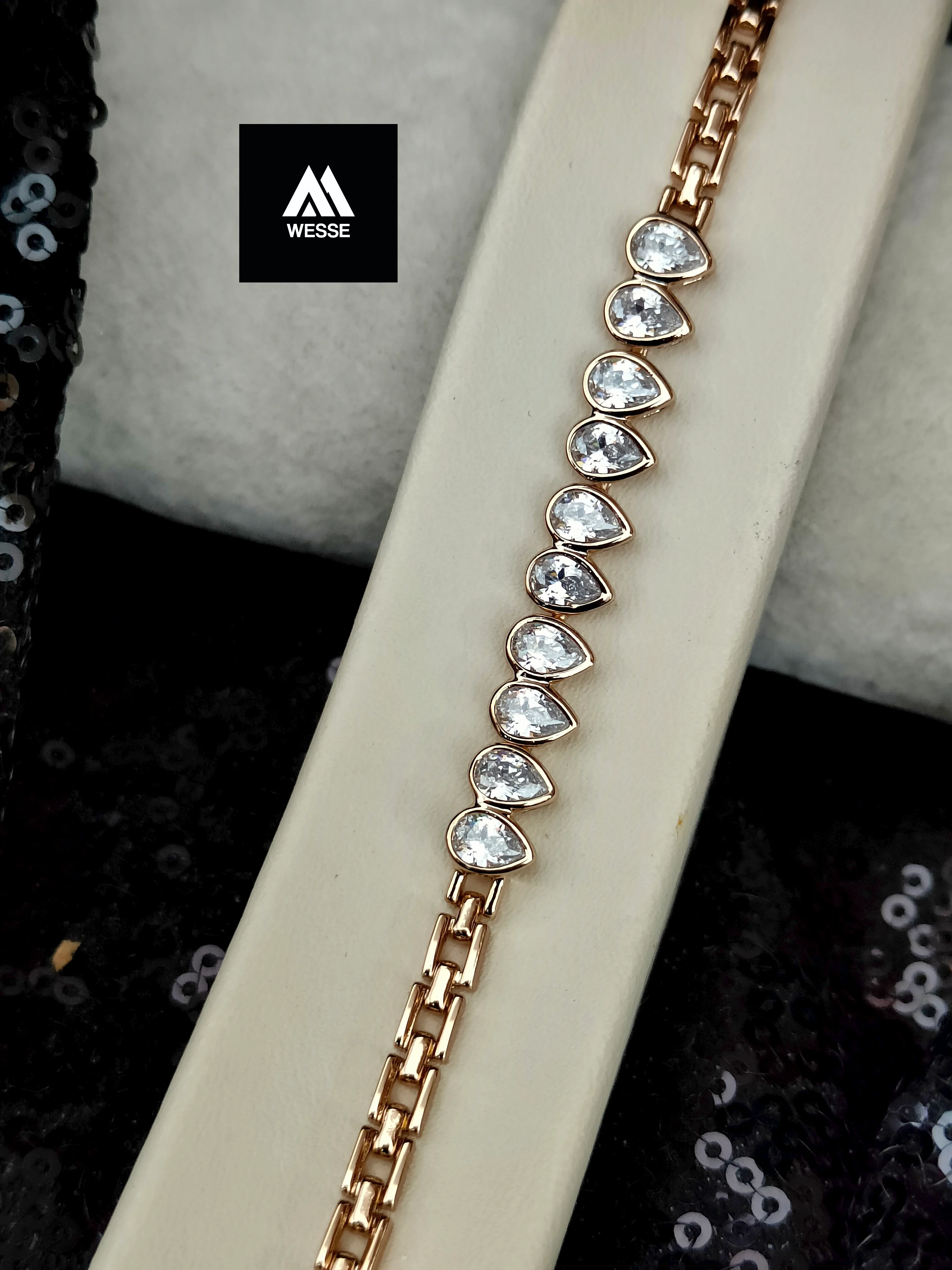 Xuping Vip Seri 18K Rose Gold Renk Bileklik