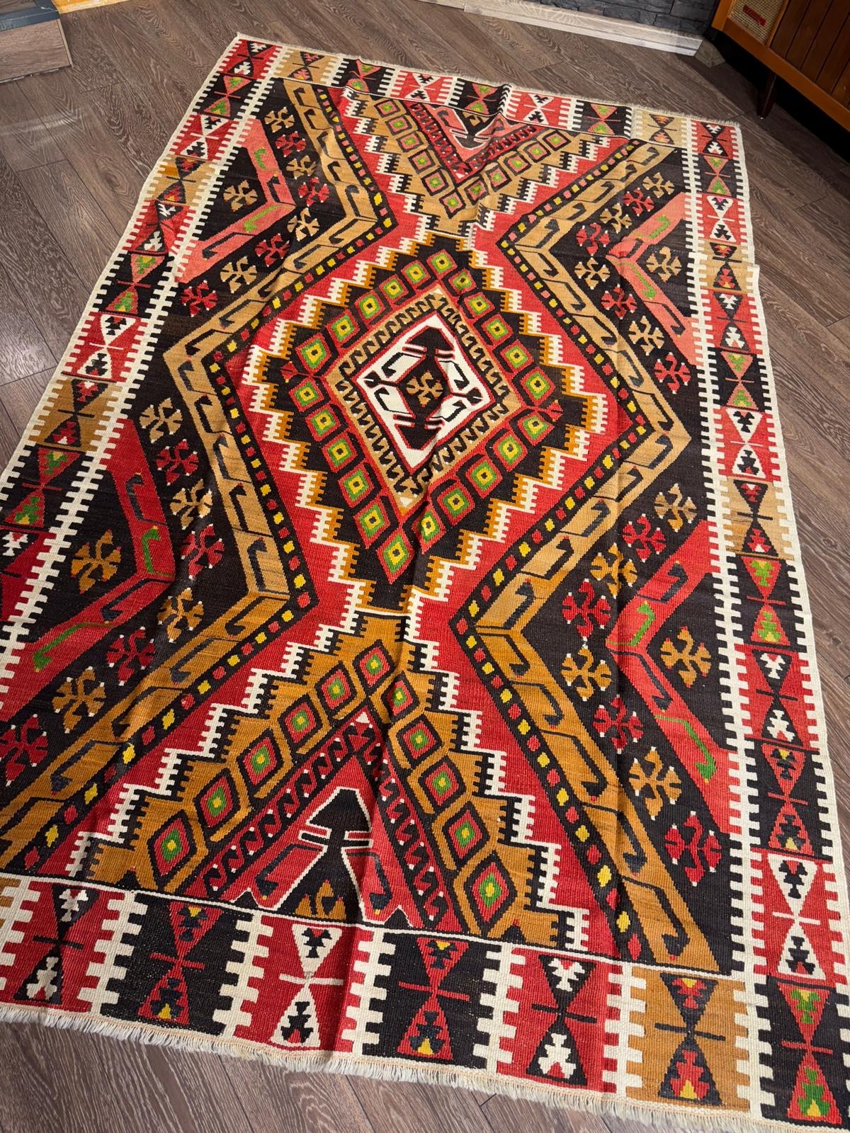 Kayseri Avşar El Dokuma Kilim – 80 Yaşında