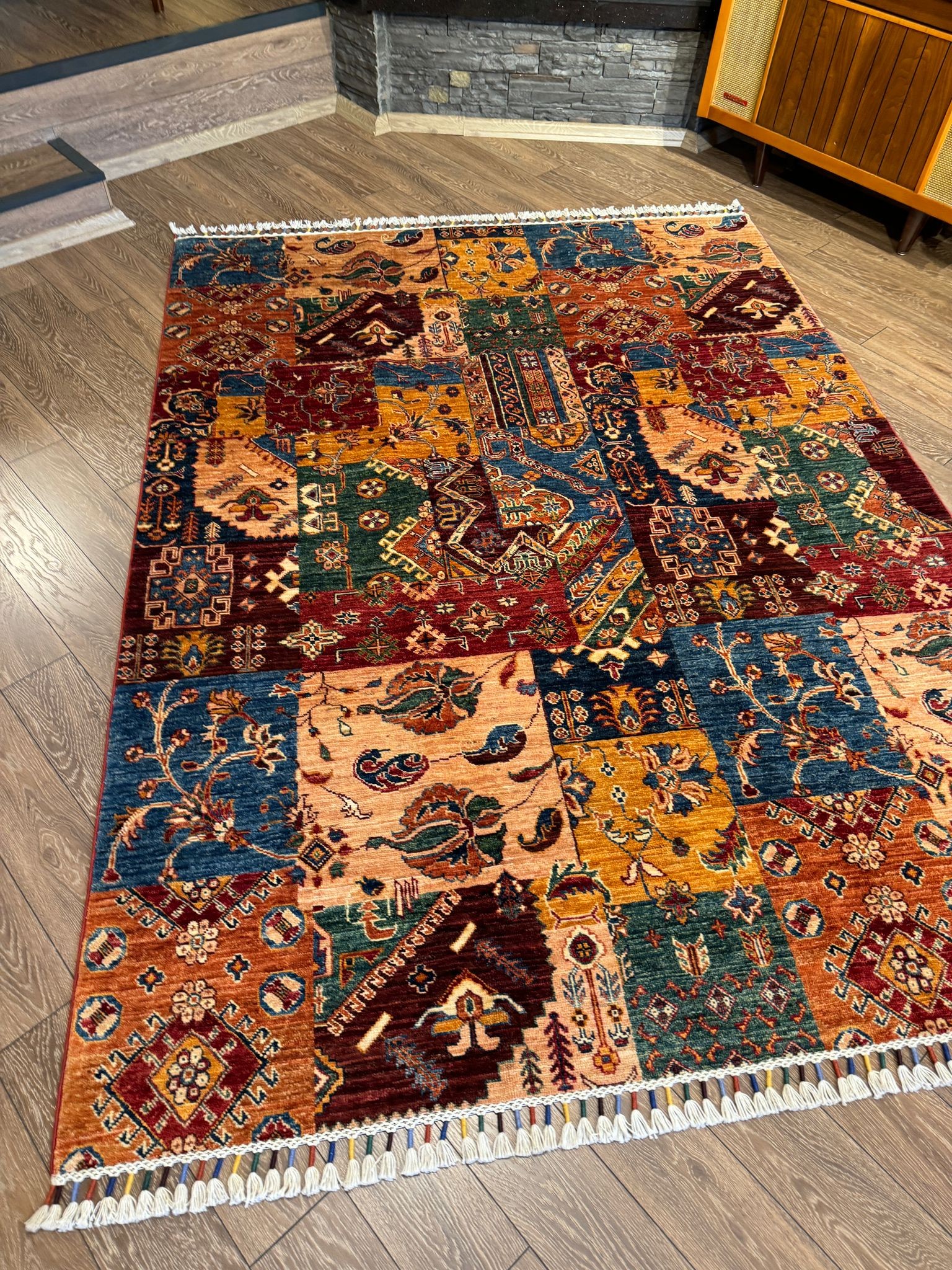 AFGAN PATCHWORK (3.91 M2)