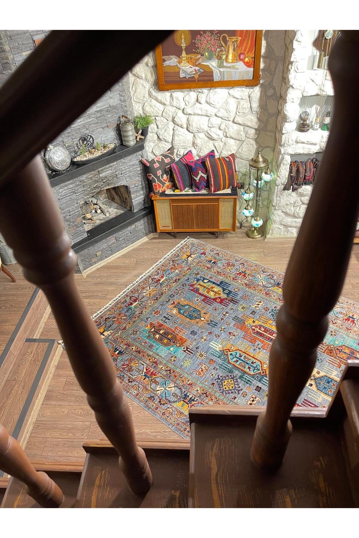 El dokuma Afgan Yün Vezir Halısı