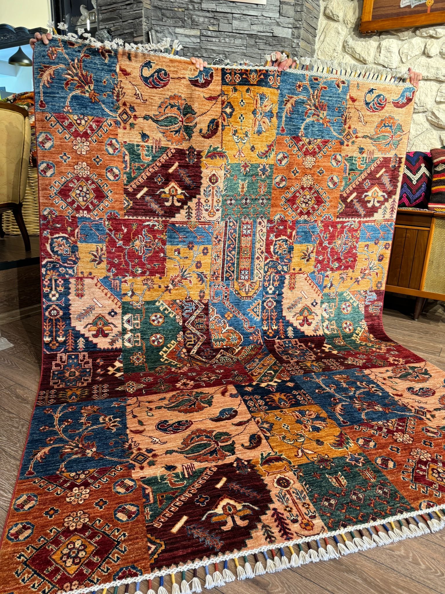 AFGAN PATCHWORK (3.91 M2)