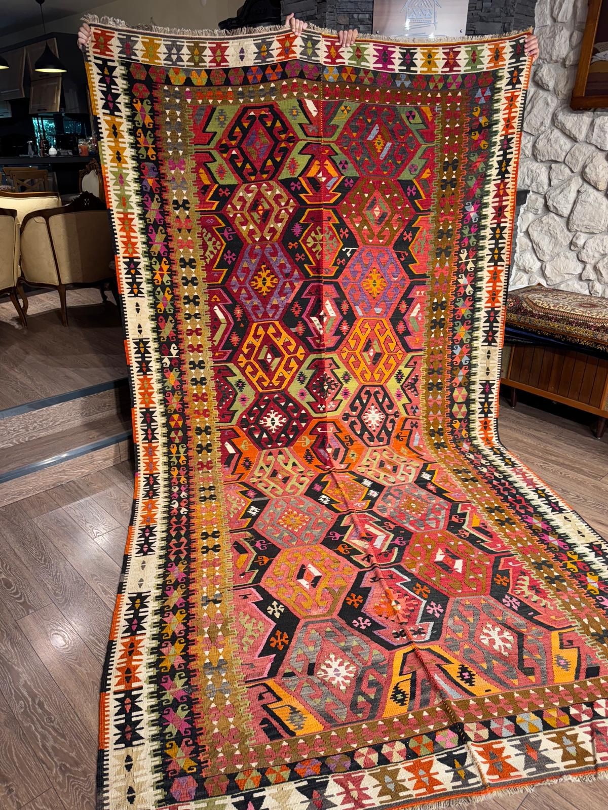EL DOKUMA KAYSERİ AVŞAR KİLİMİ