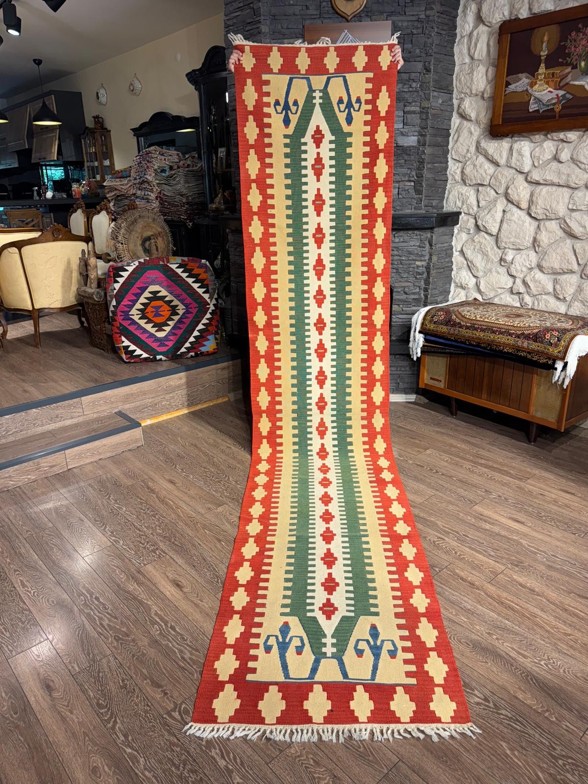 Uşak El Dokuma Kilimi