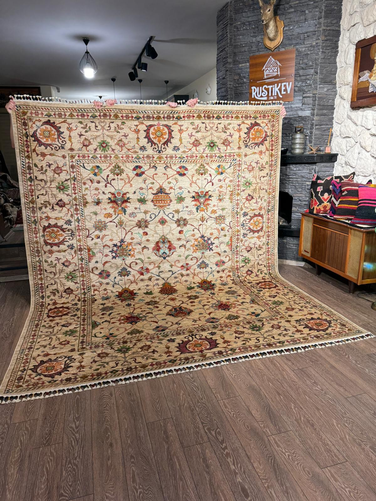 SULTANİ HALI (7.65 m2)
