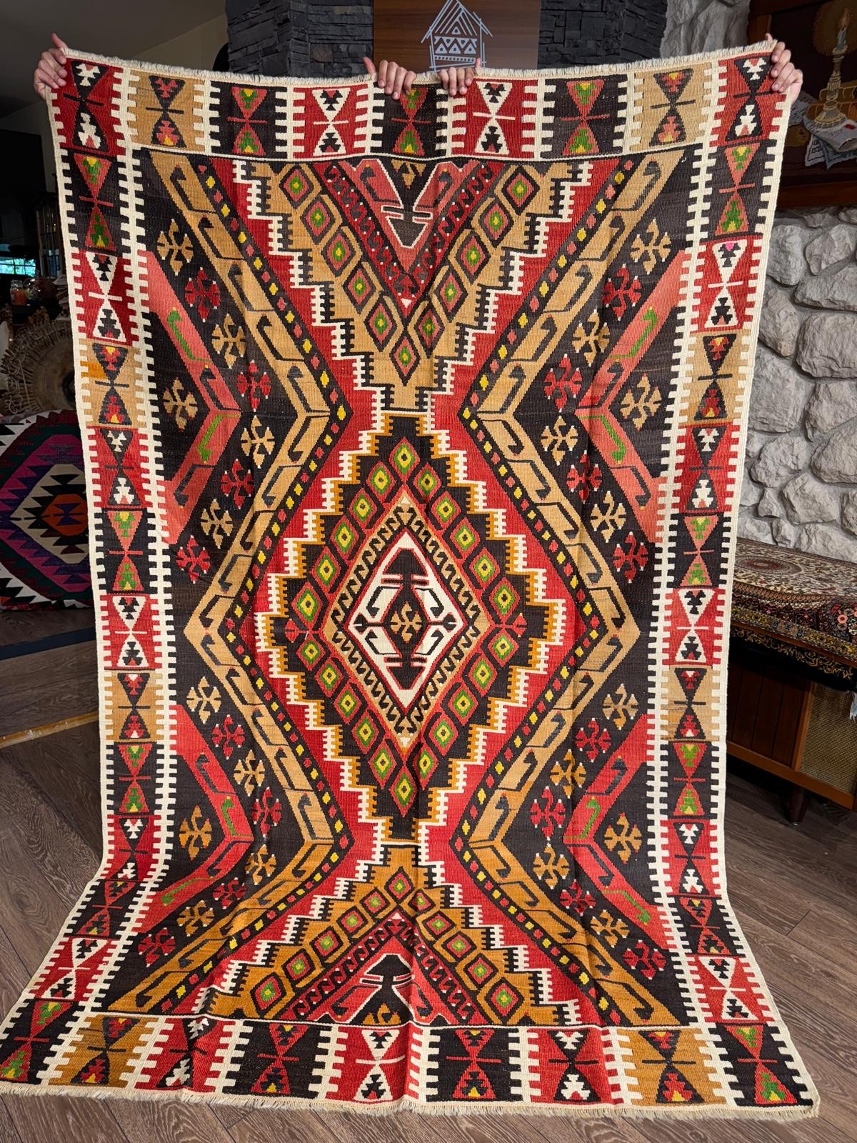 Kayseri Avşar El Dokuma Kilim – 80 Yaşında