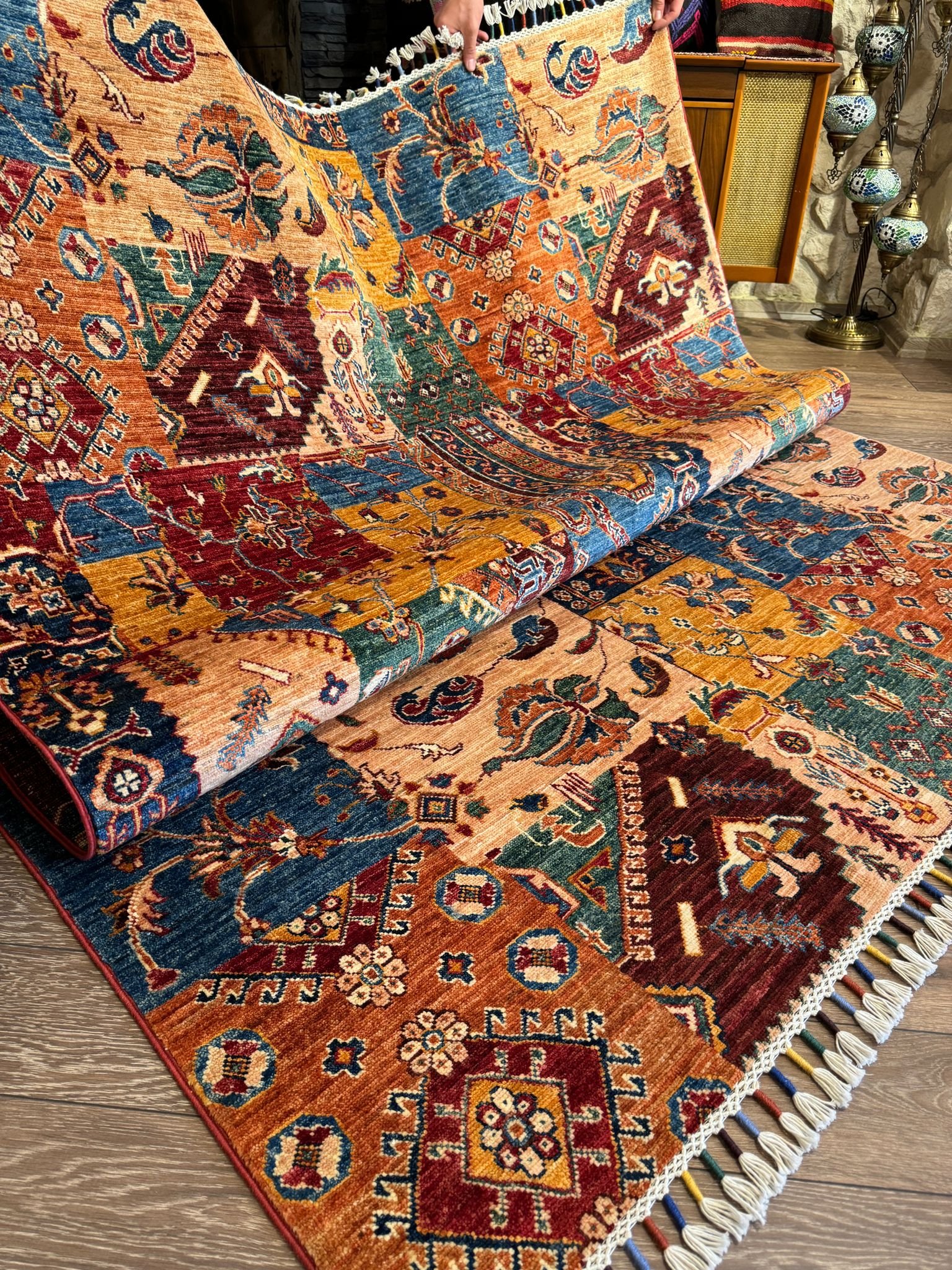 AFGAN PATCHWORK (3.91 M2)