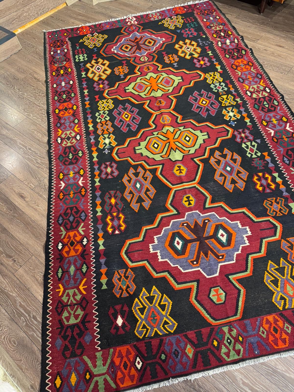 Azerbaycan Küba El Dokuma Kilim – 80+ Yaş