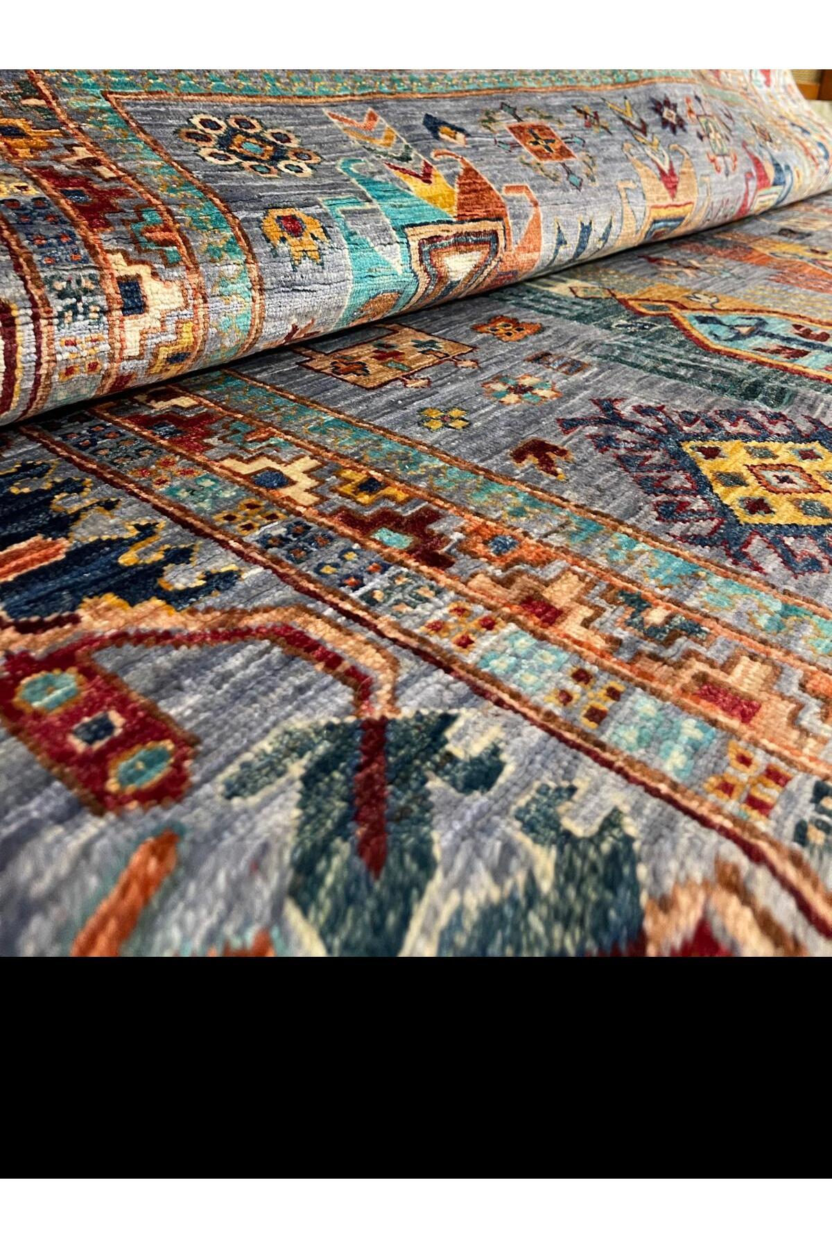 El dokuma Afgan Yün Vezir Halısı