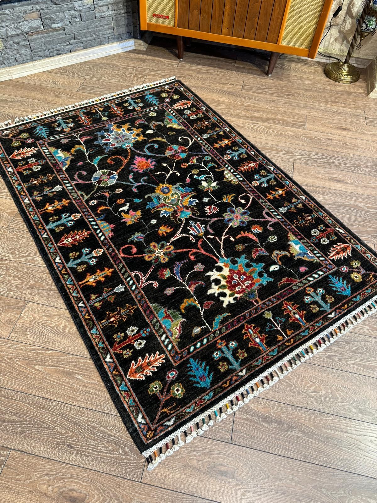 SUZANİ YOLLUK 157 x 105 