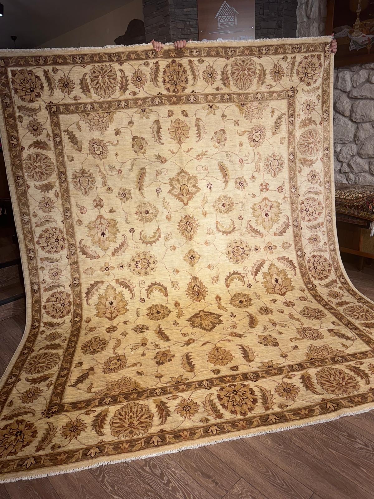 UŞAK AFGANİSTAN HALISI