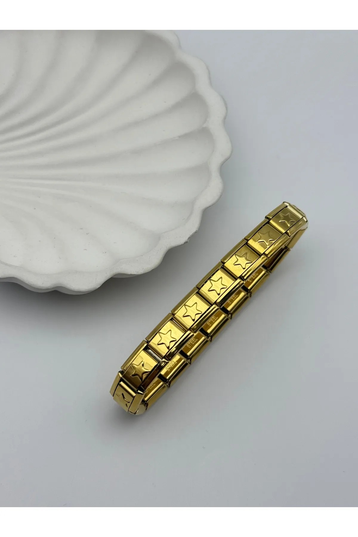 Çelik Gold Yıldızlı Nomi Bileklik