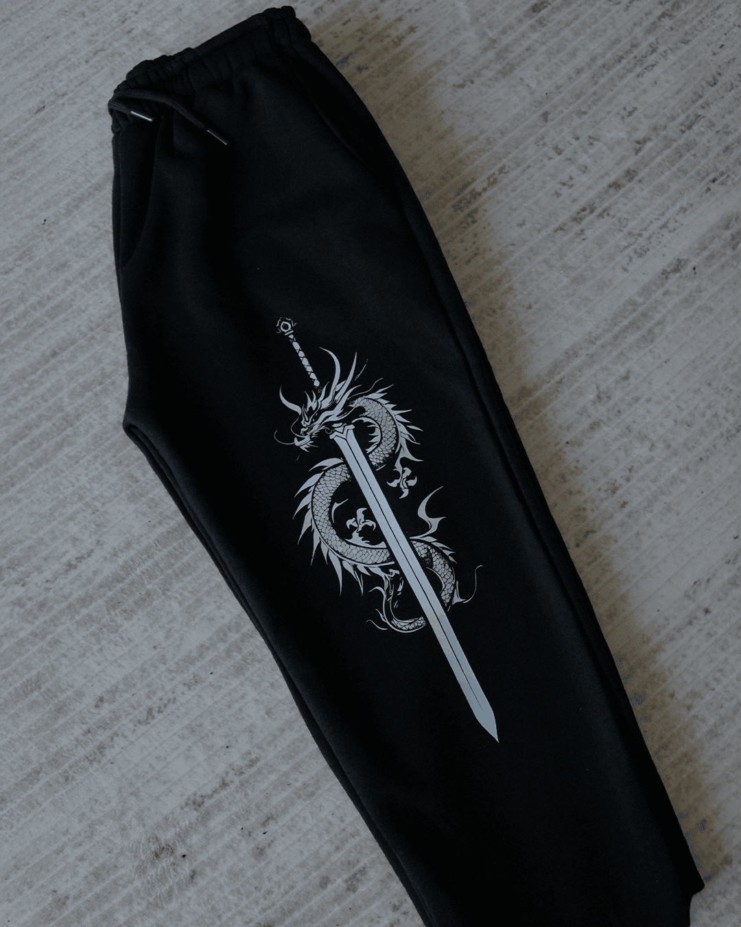 The sword is silent, the soul speaks, the coward dies, the brave shall burn   (Unisex Eşofman Altı)
