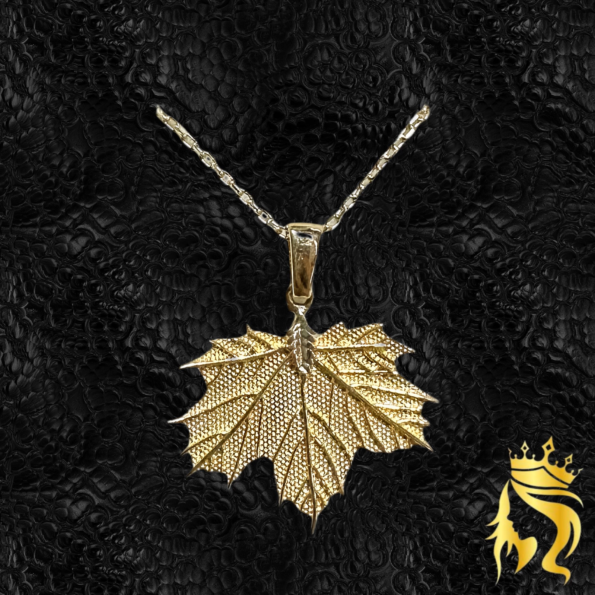 Women's Leaf Figured Necklace