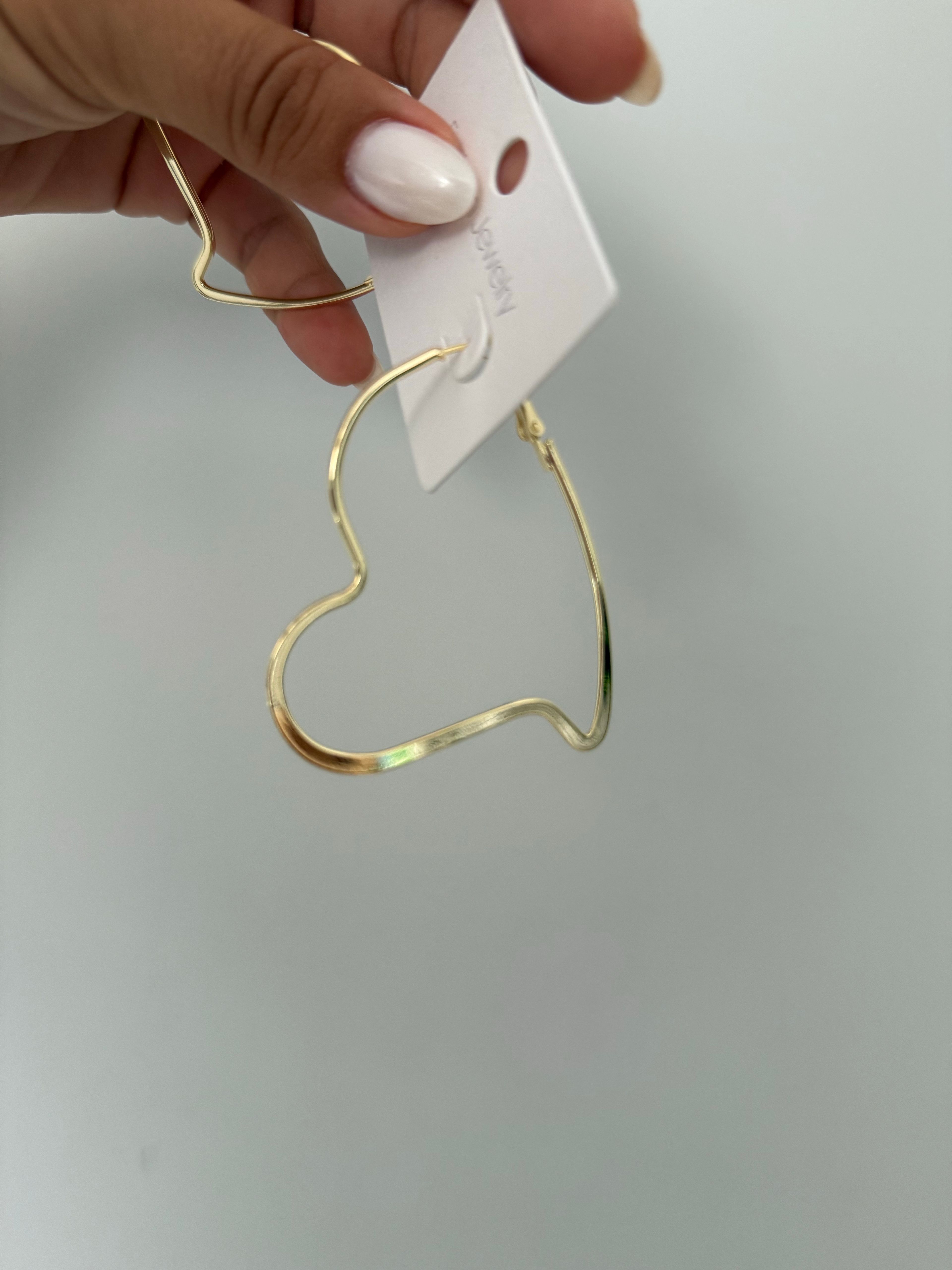 Kalp Desenli Gold Küpe