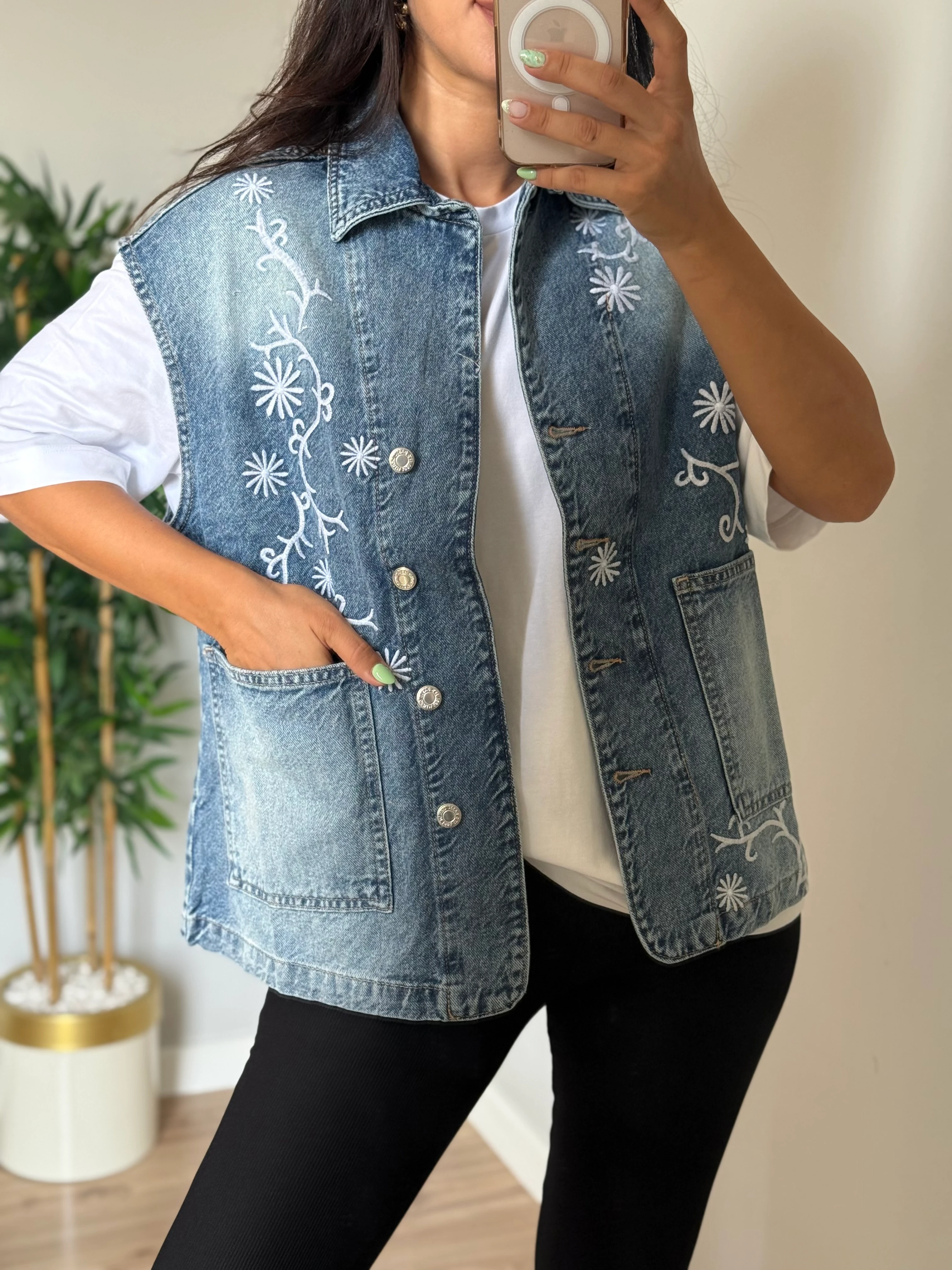 Nakış İşlemeli Jean Yelek